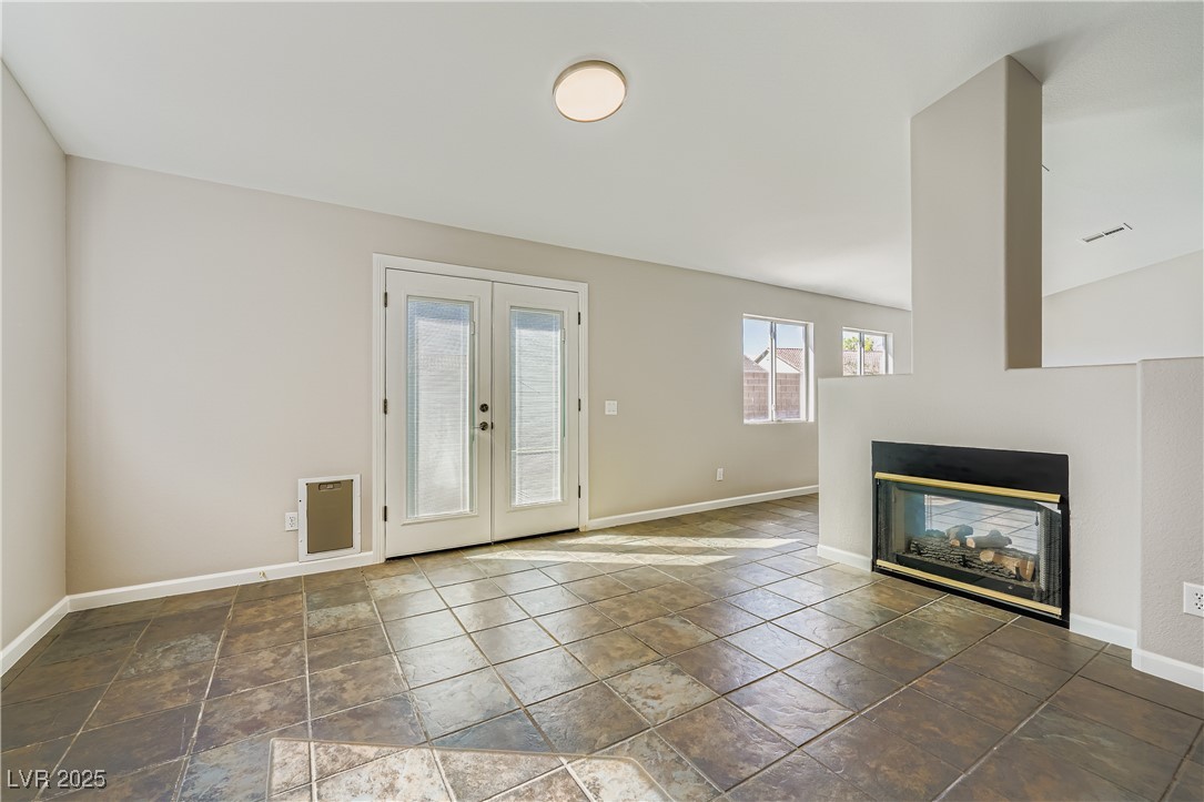 9513 Kelly Creek Avenue