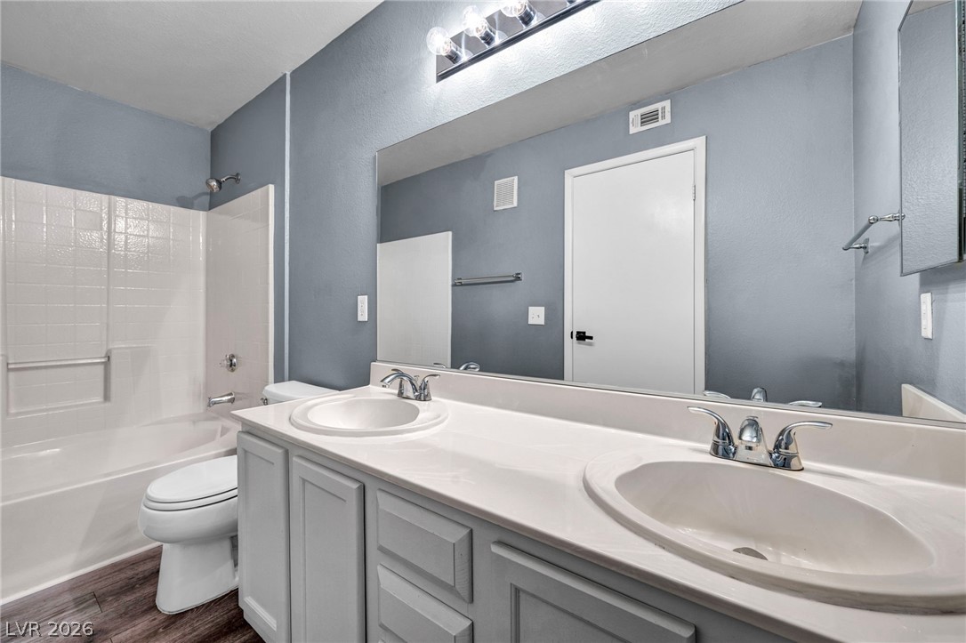 5222 Mandalay Springs Drive 201