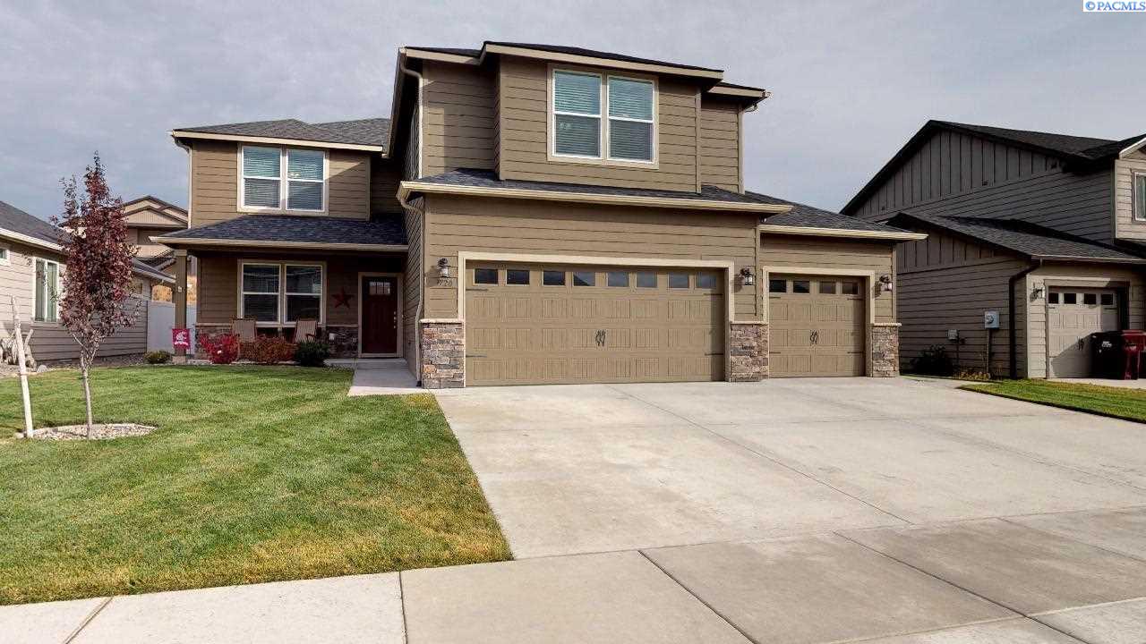 1720 SW Panorama Dr