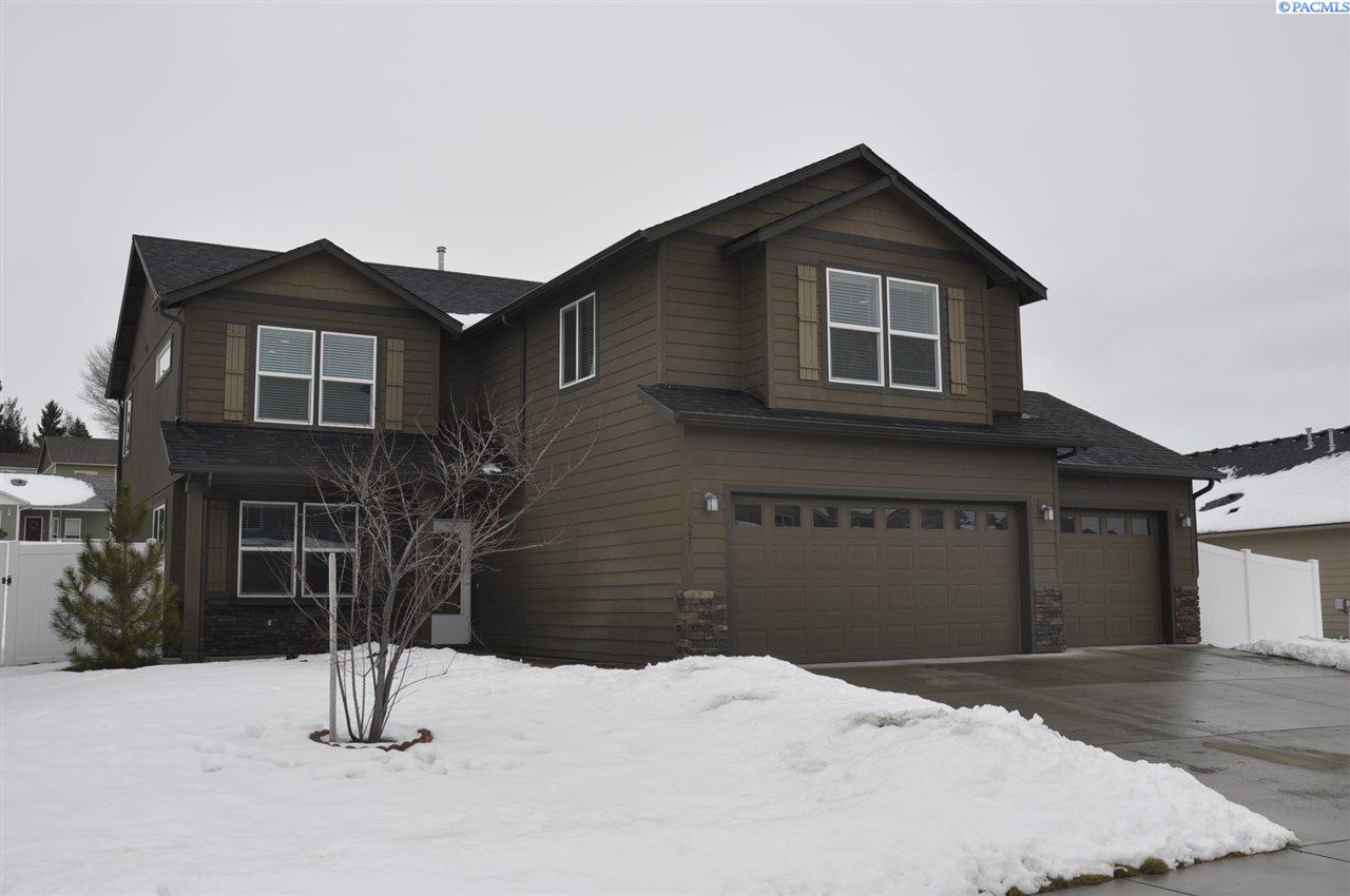 1235 SW Big Sky Ct.