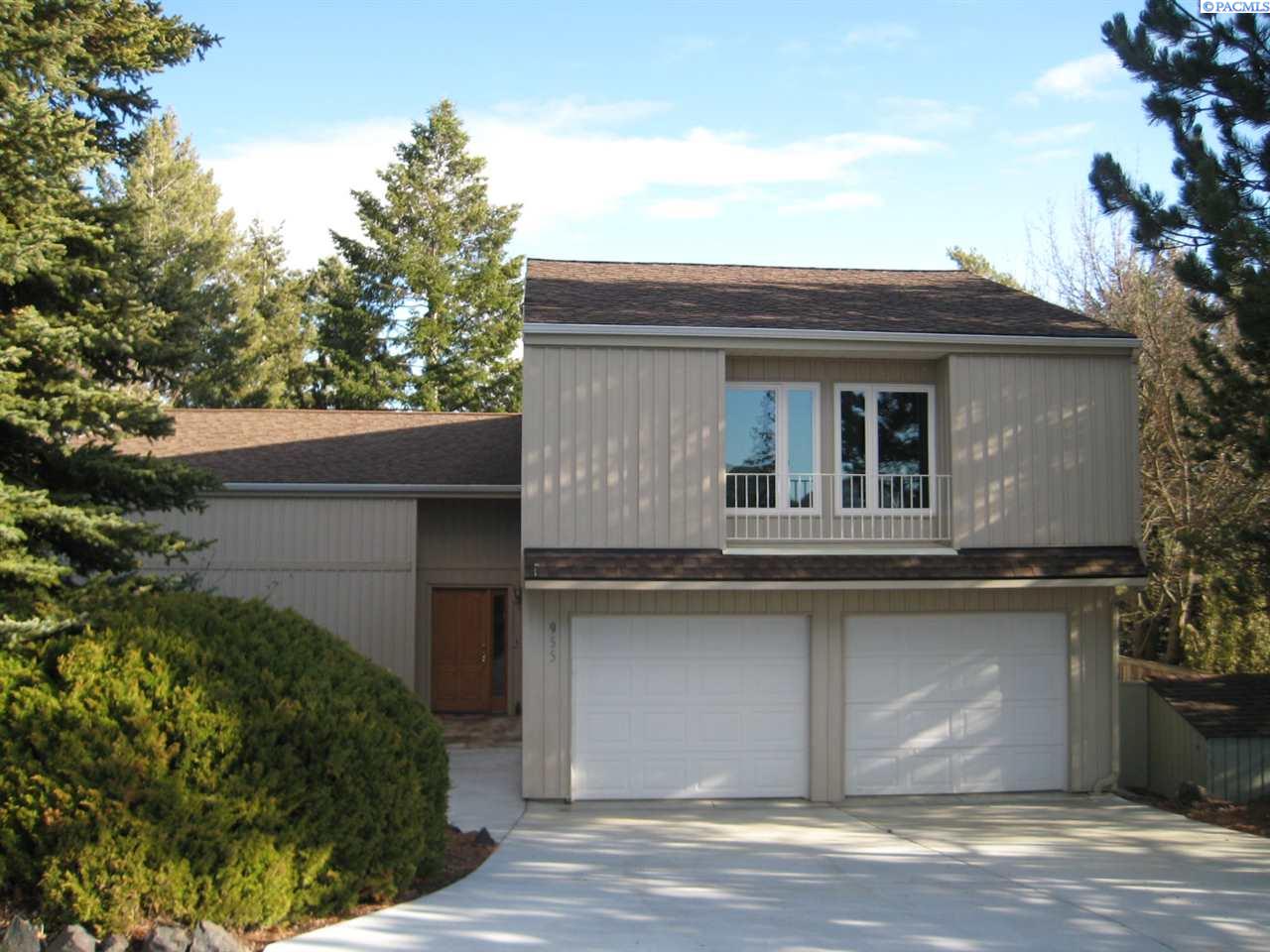 955 SW Alcora Dr.
