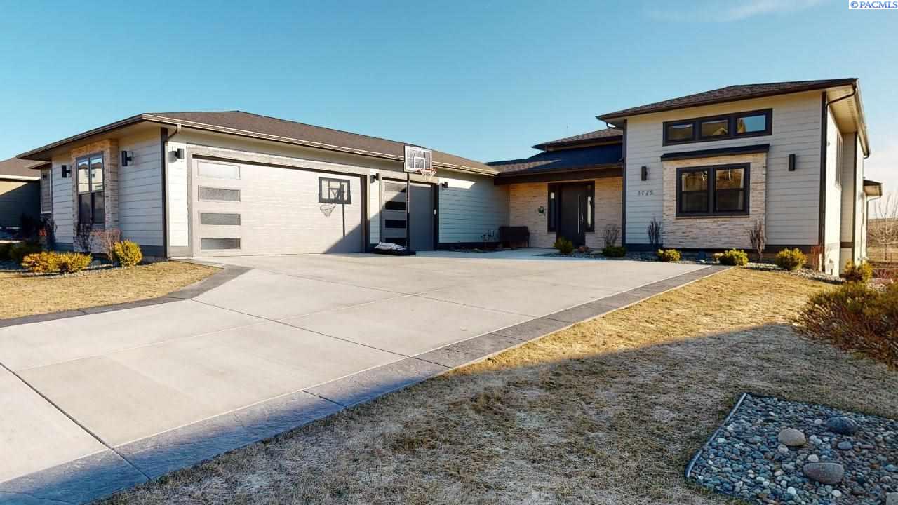 1725 SW Barclay Ridge Drive