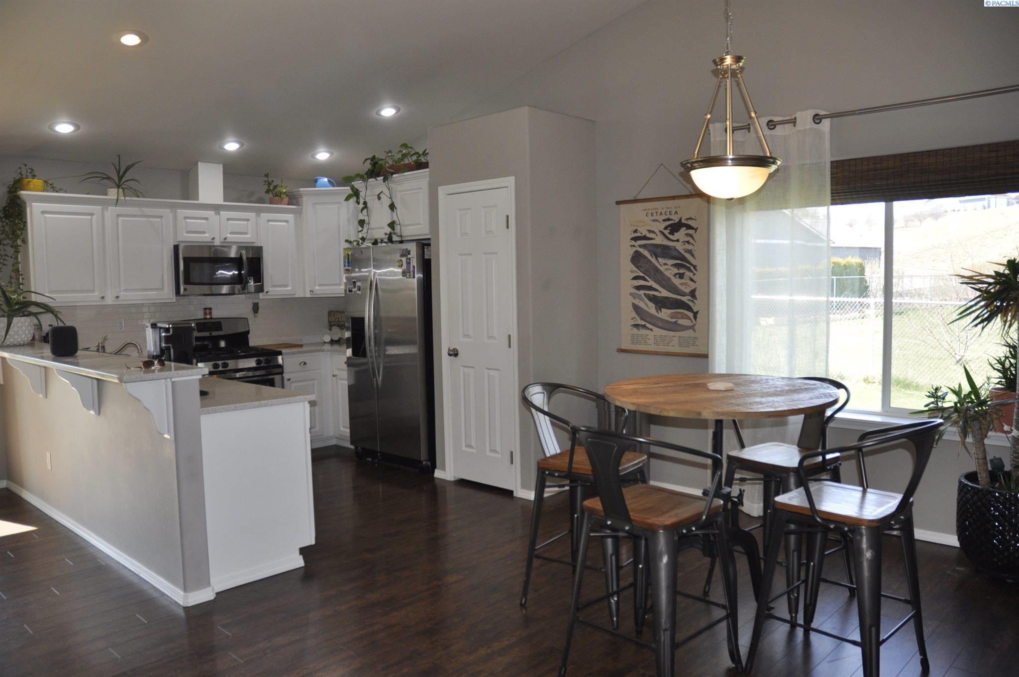 604 Palouse CT