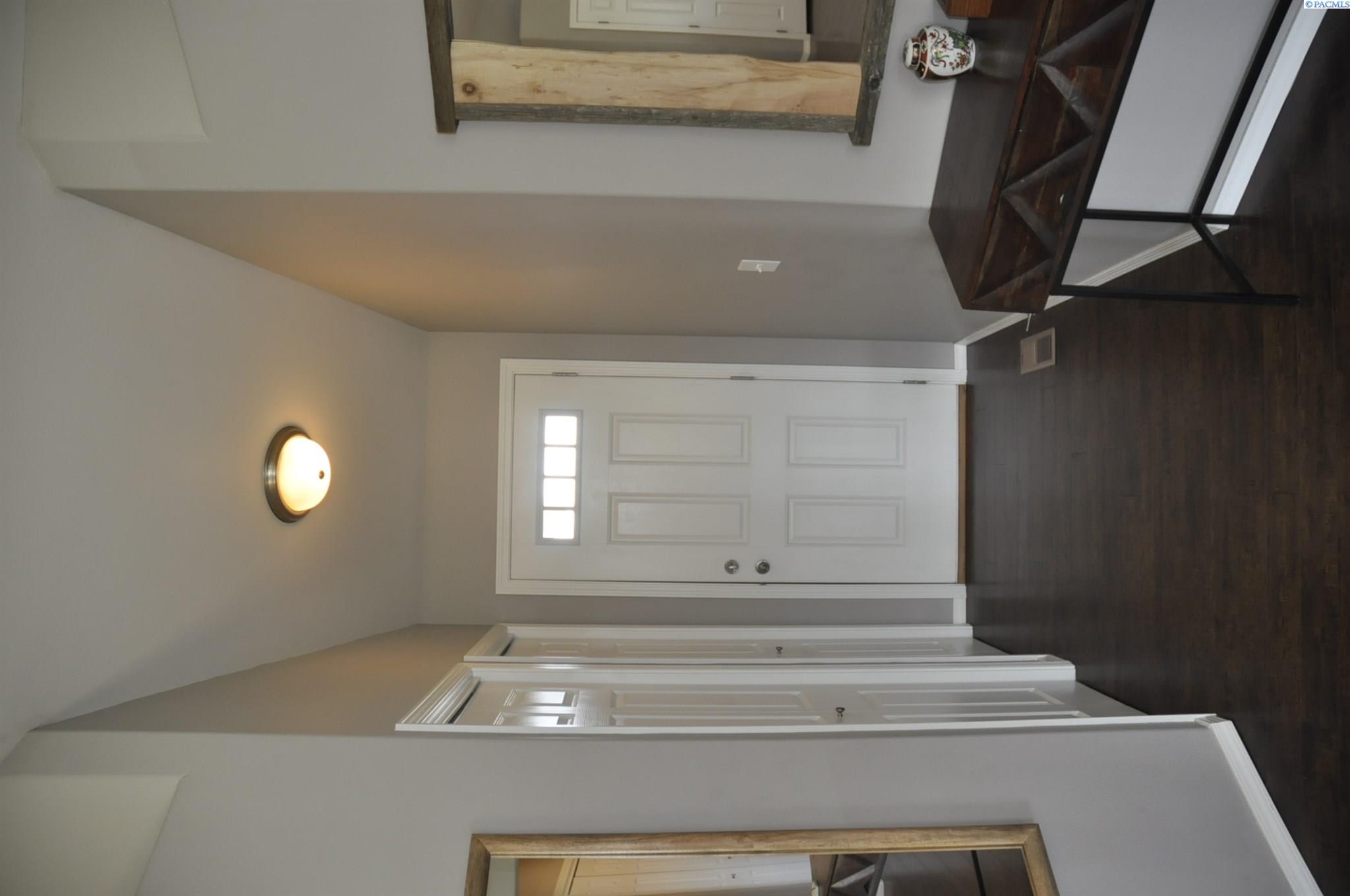 604 Palouse CT