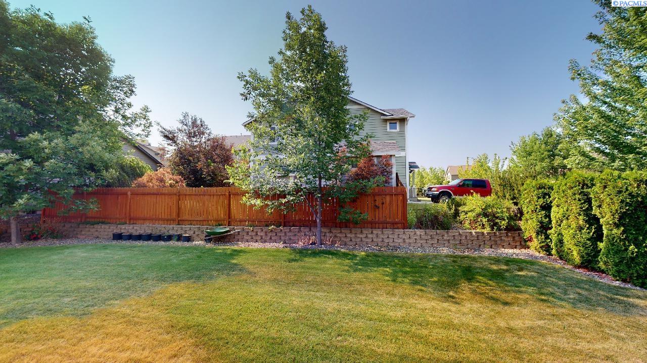 535 NW Jaycee Ct Unit Meadow Creek