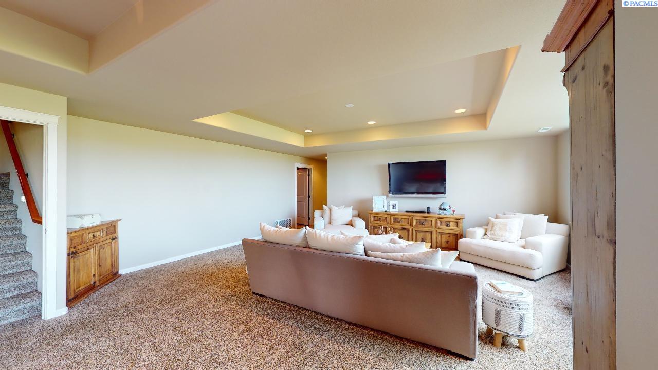 1880 SW Barclay Ridge Drive Unit AMAZING VIEWS