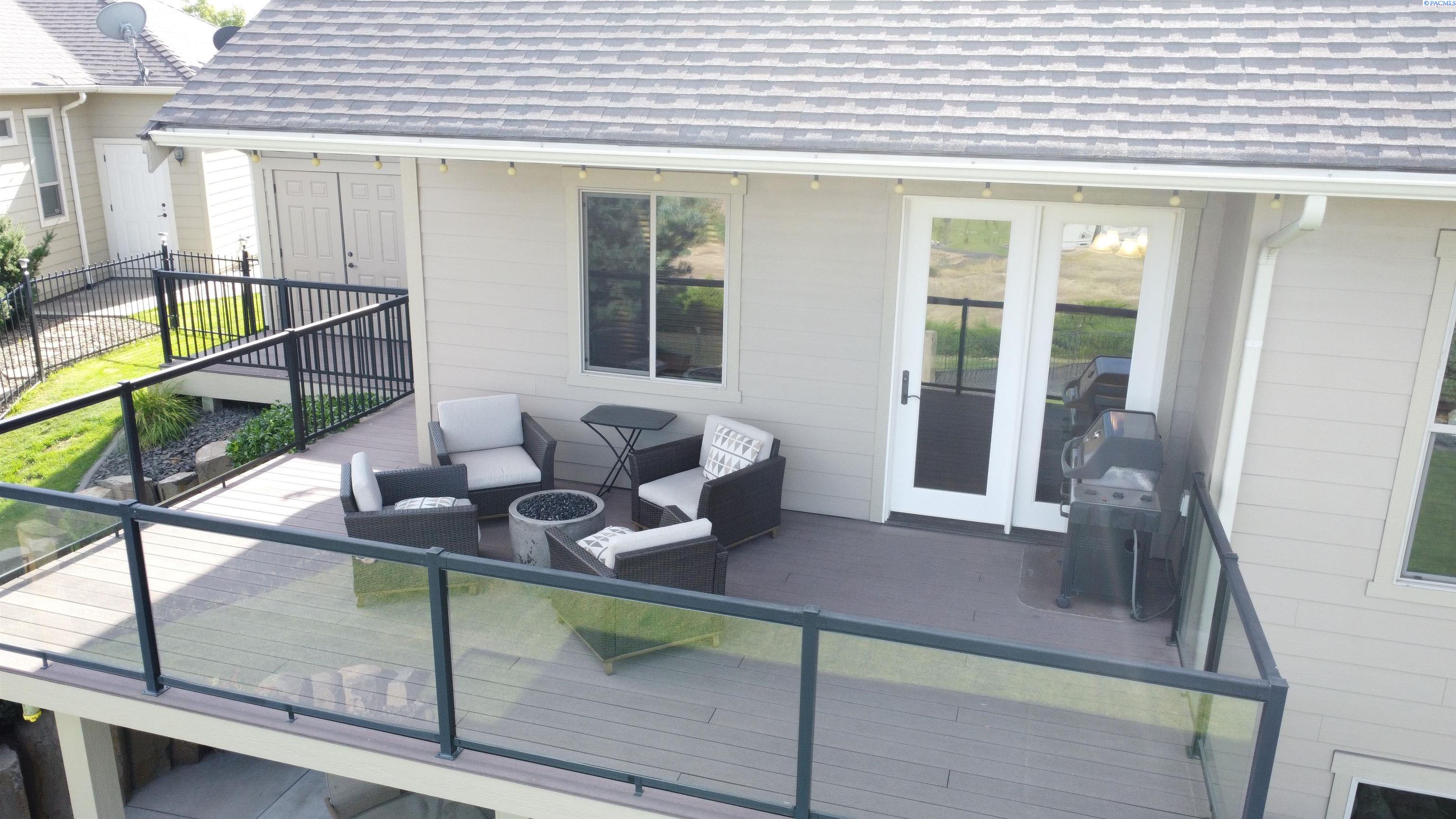 1880 SW Barclay Ridge Drive Unit AMAZING VIEWS