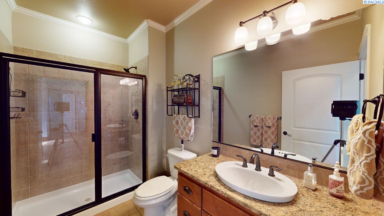 1880 SW Barclay Ridge Drive Unit AMAZING VIEWS