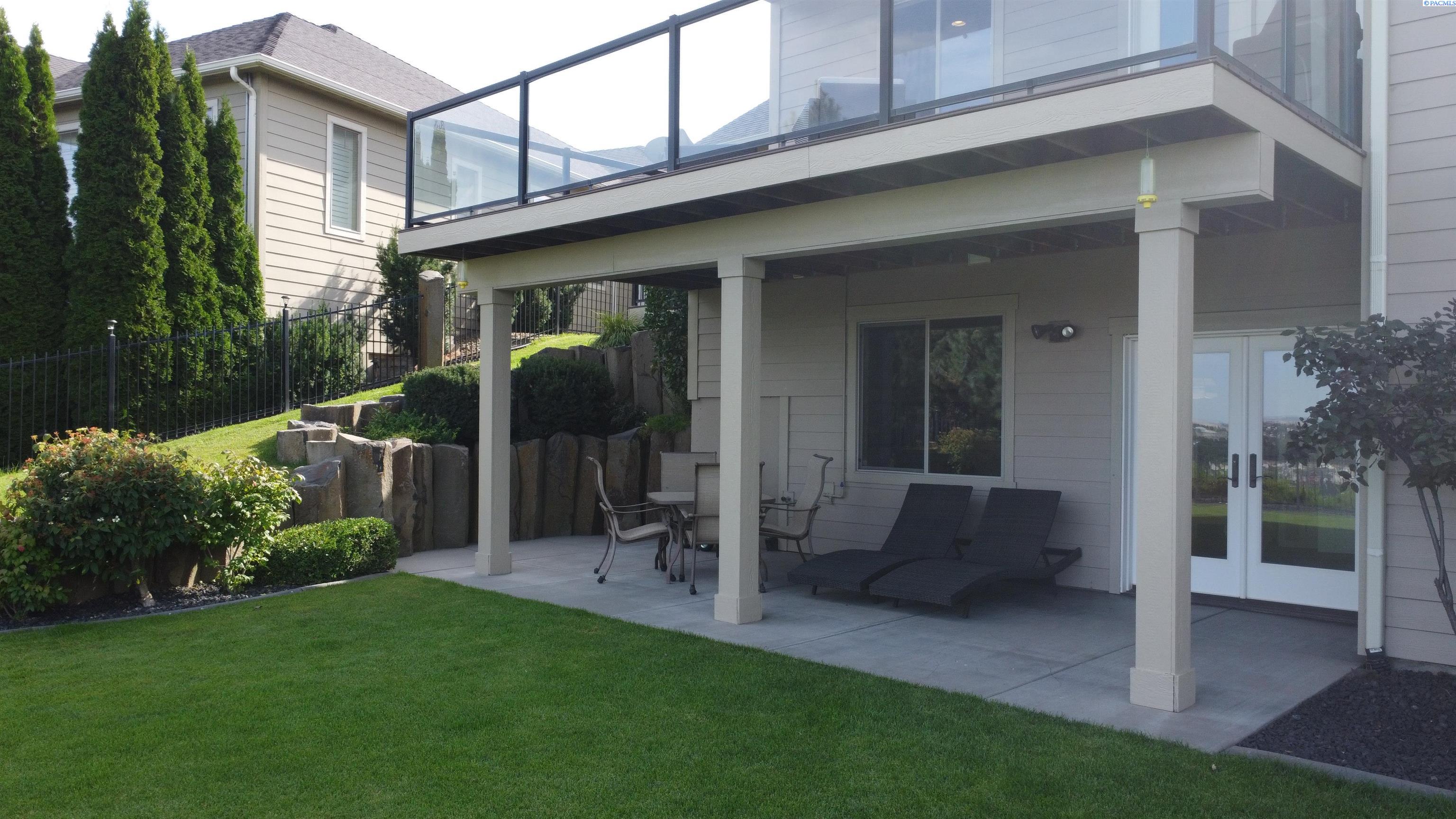 1880 SW Barclay Ridge Drive Unit AMAZING VIEWS