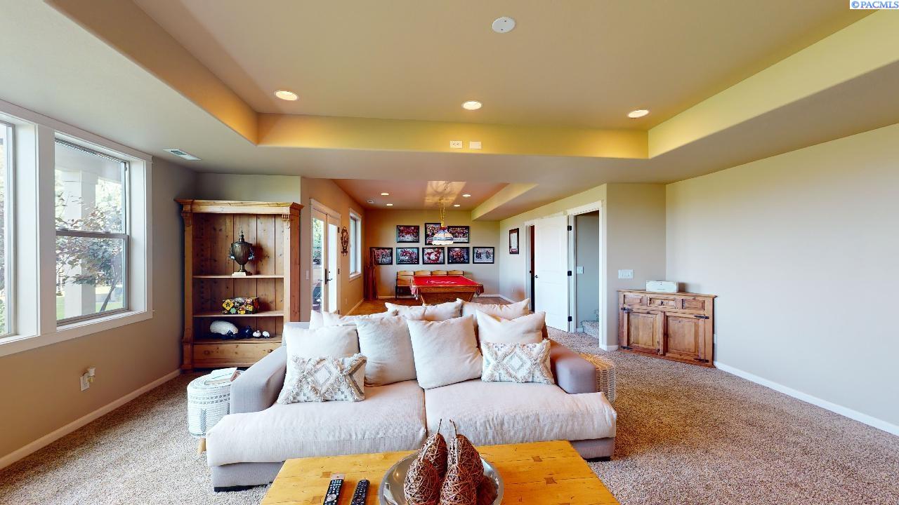 1880 SW Barclay Ridge Drive Unit AMAZING VIEWS
