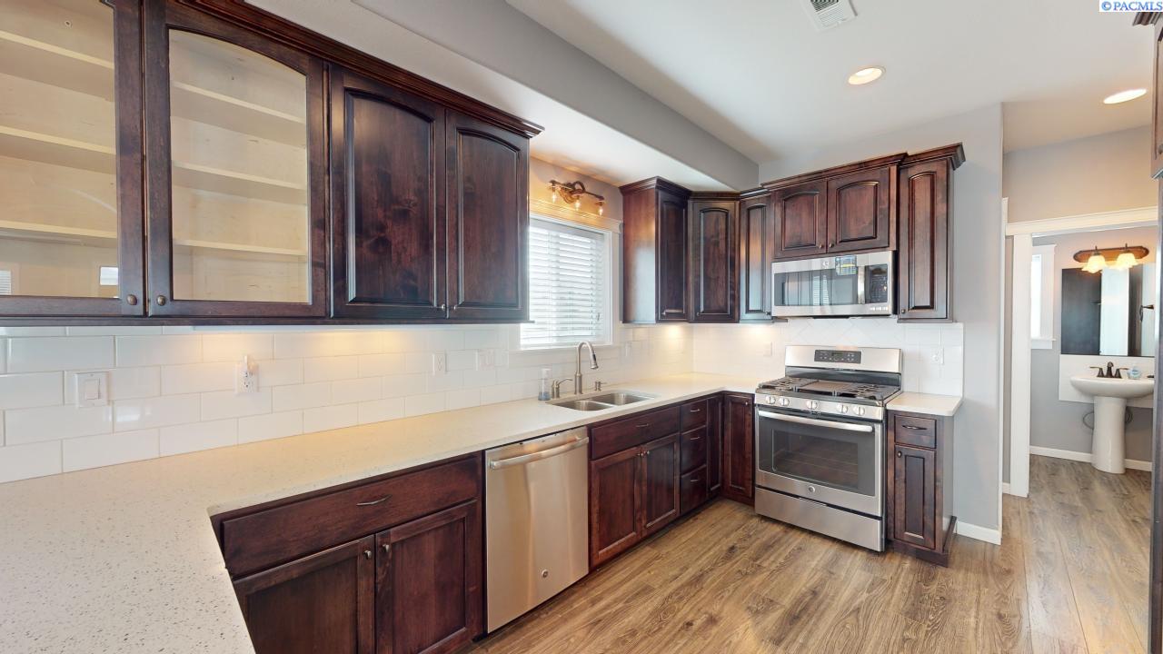 1000 SW Marcia DR