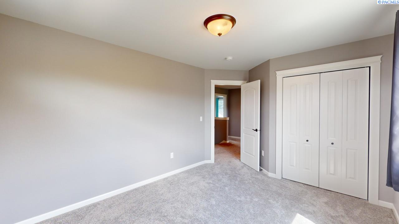1000 SW Marcia DR