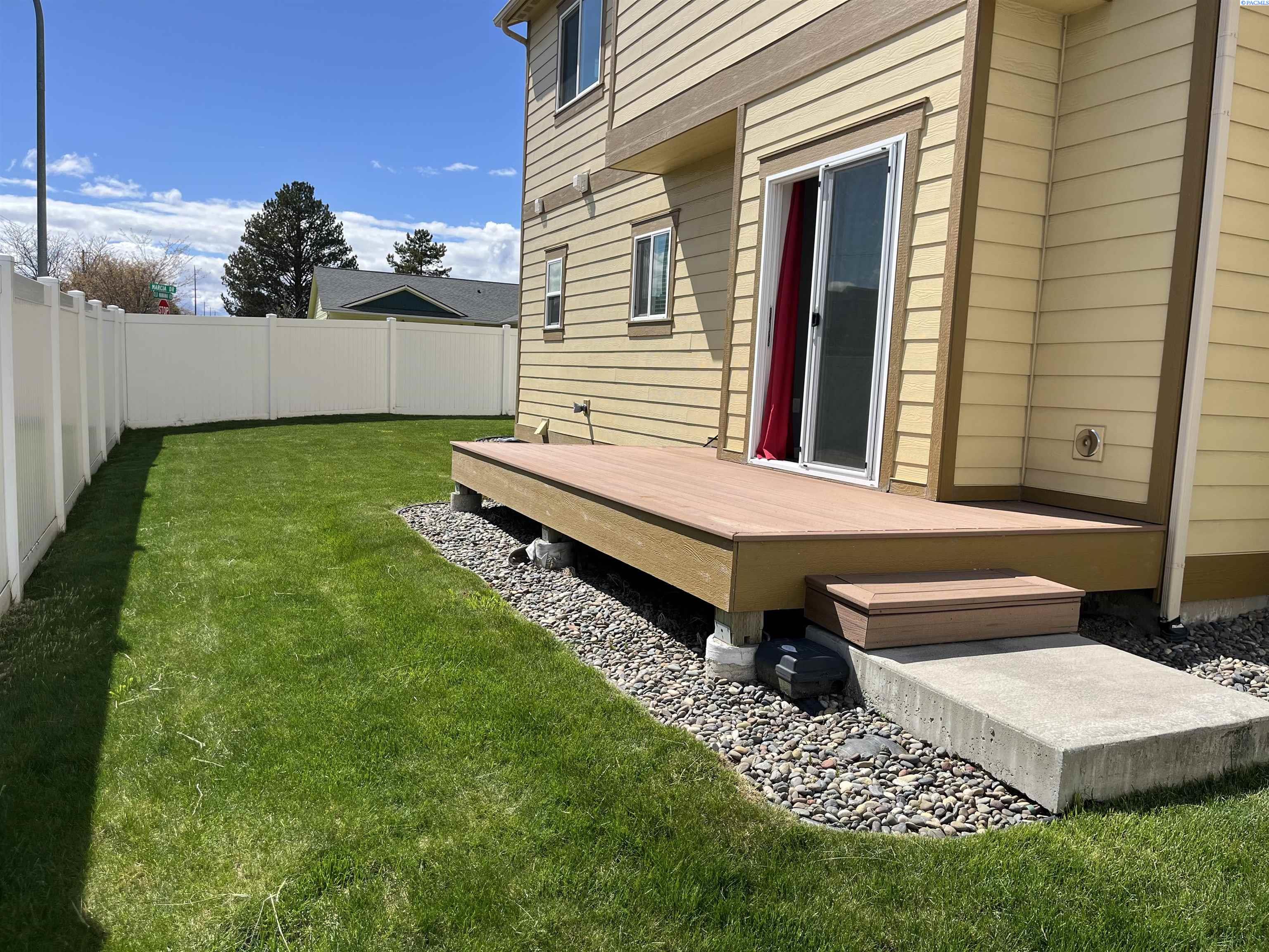 1000 SW Marcia DR
