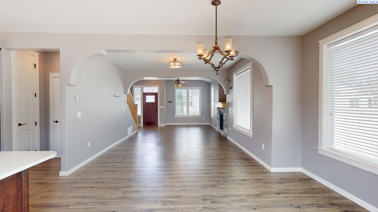 1000 SW Marcia DR
