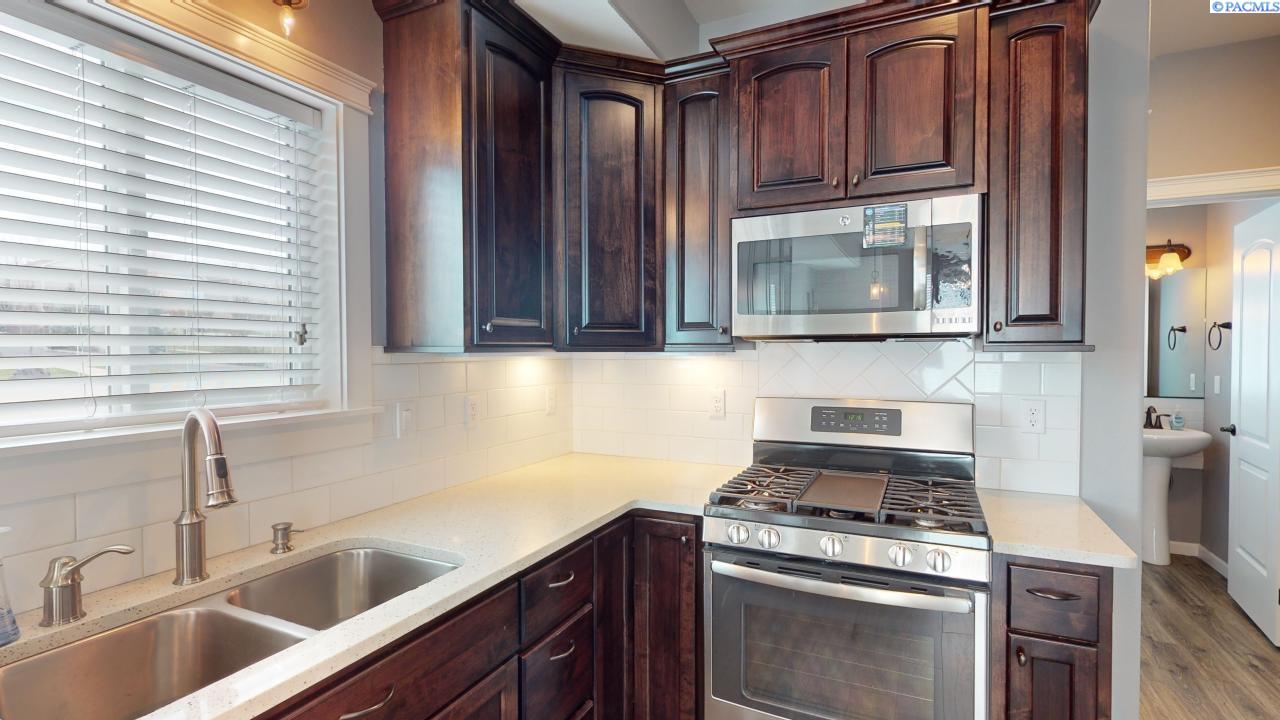 1000 SW Marcia DR