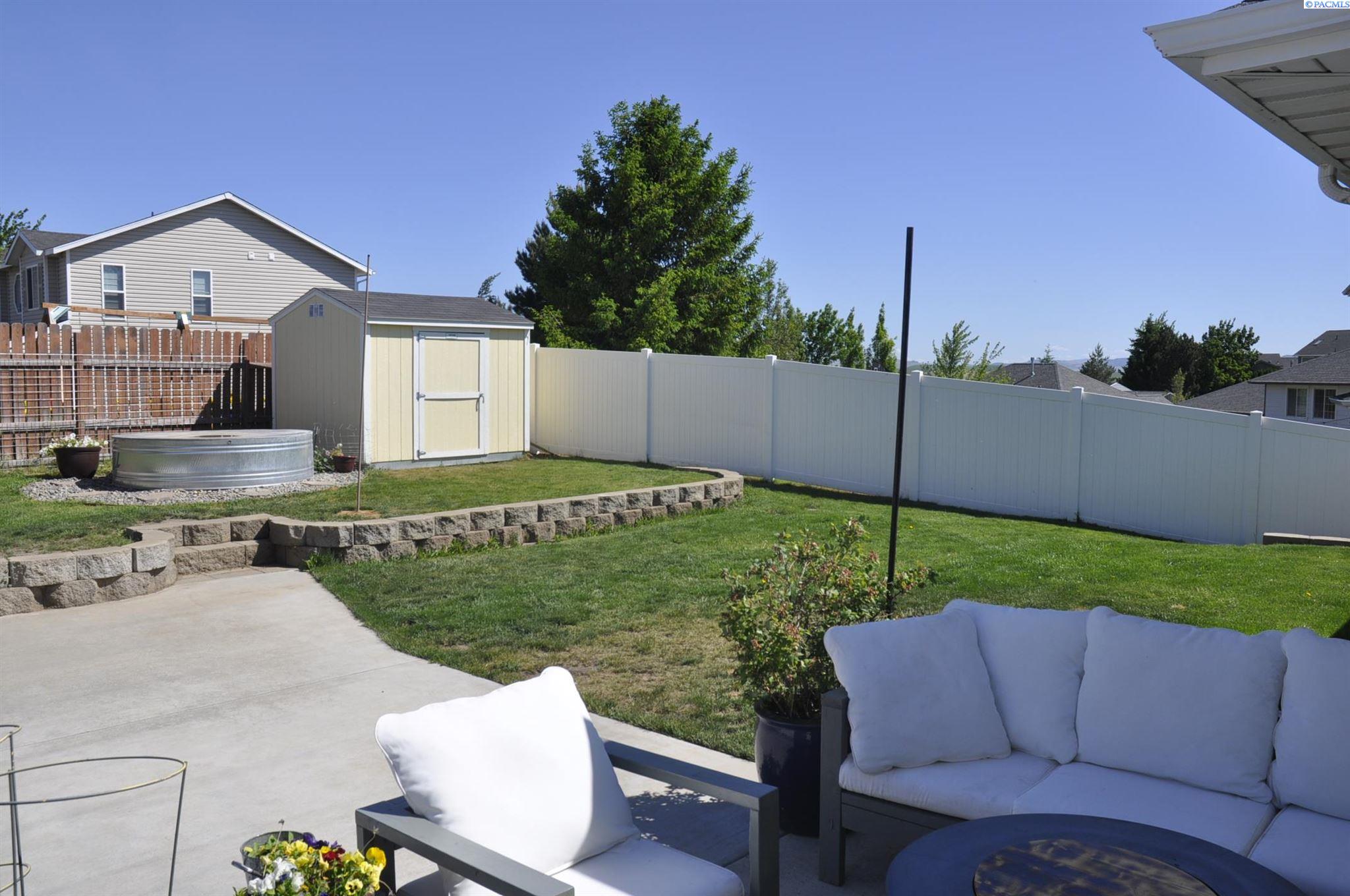 2235 NW Ridgeline Drive