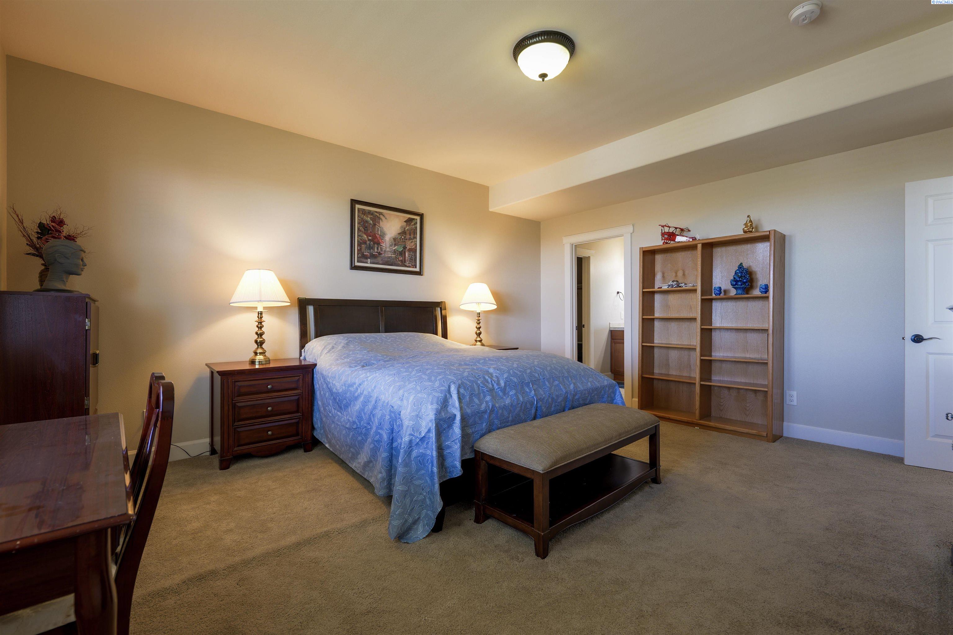 1725 SW Casey Ct.