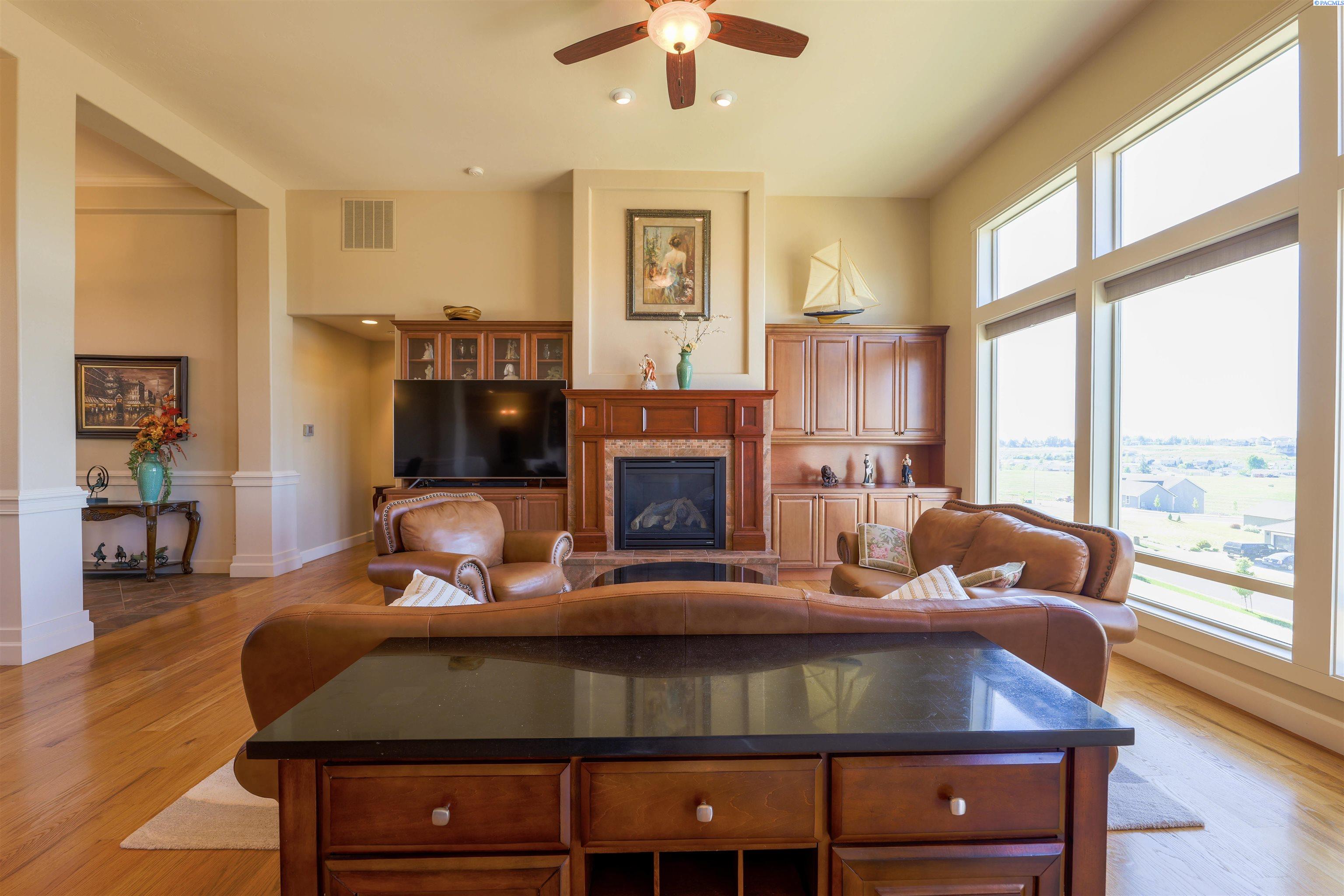 1725 SW Casey Ct.
