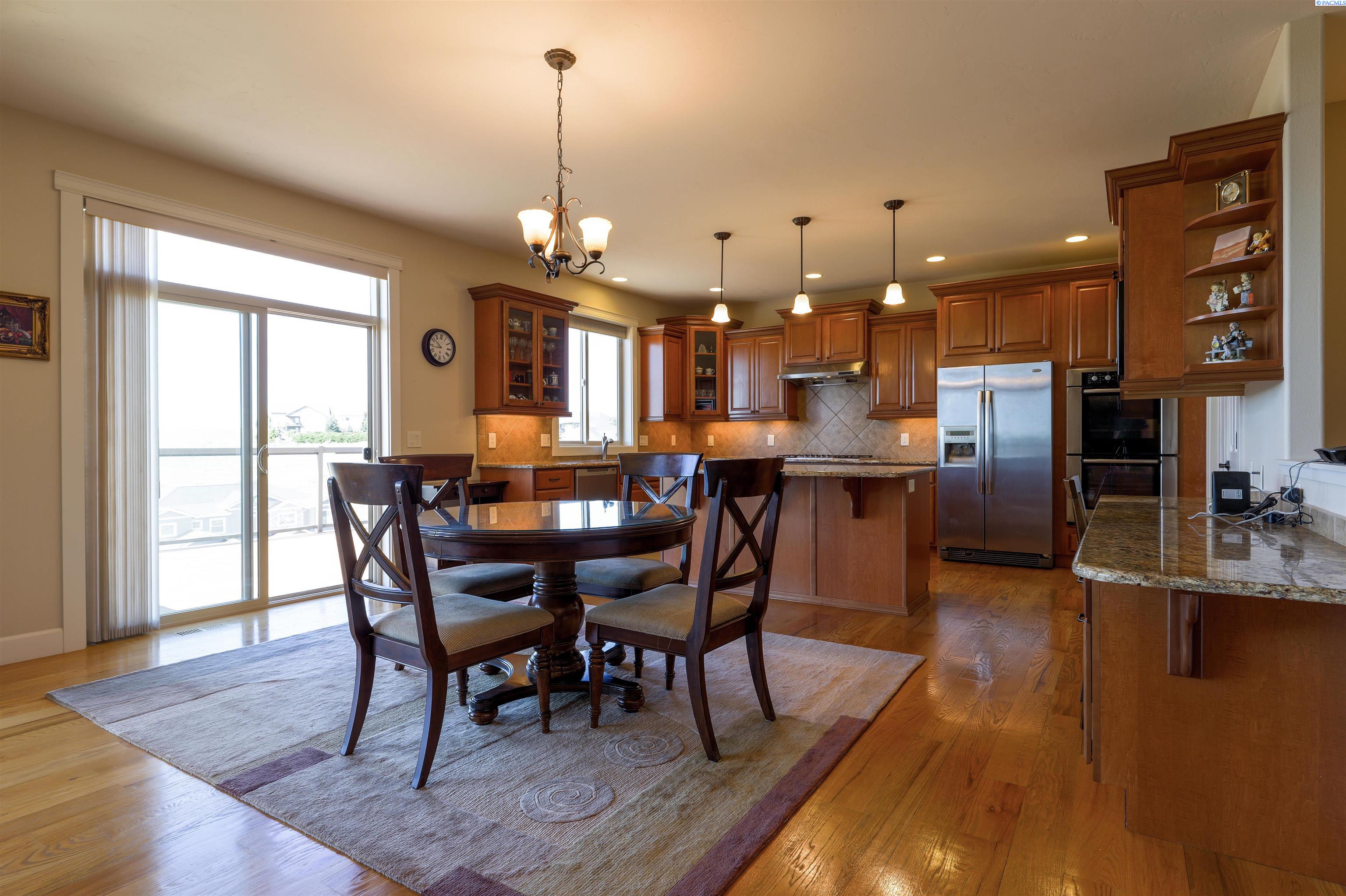1725 SW Casey Ct.