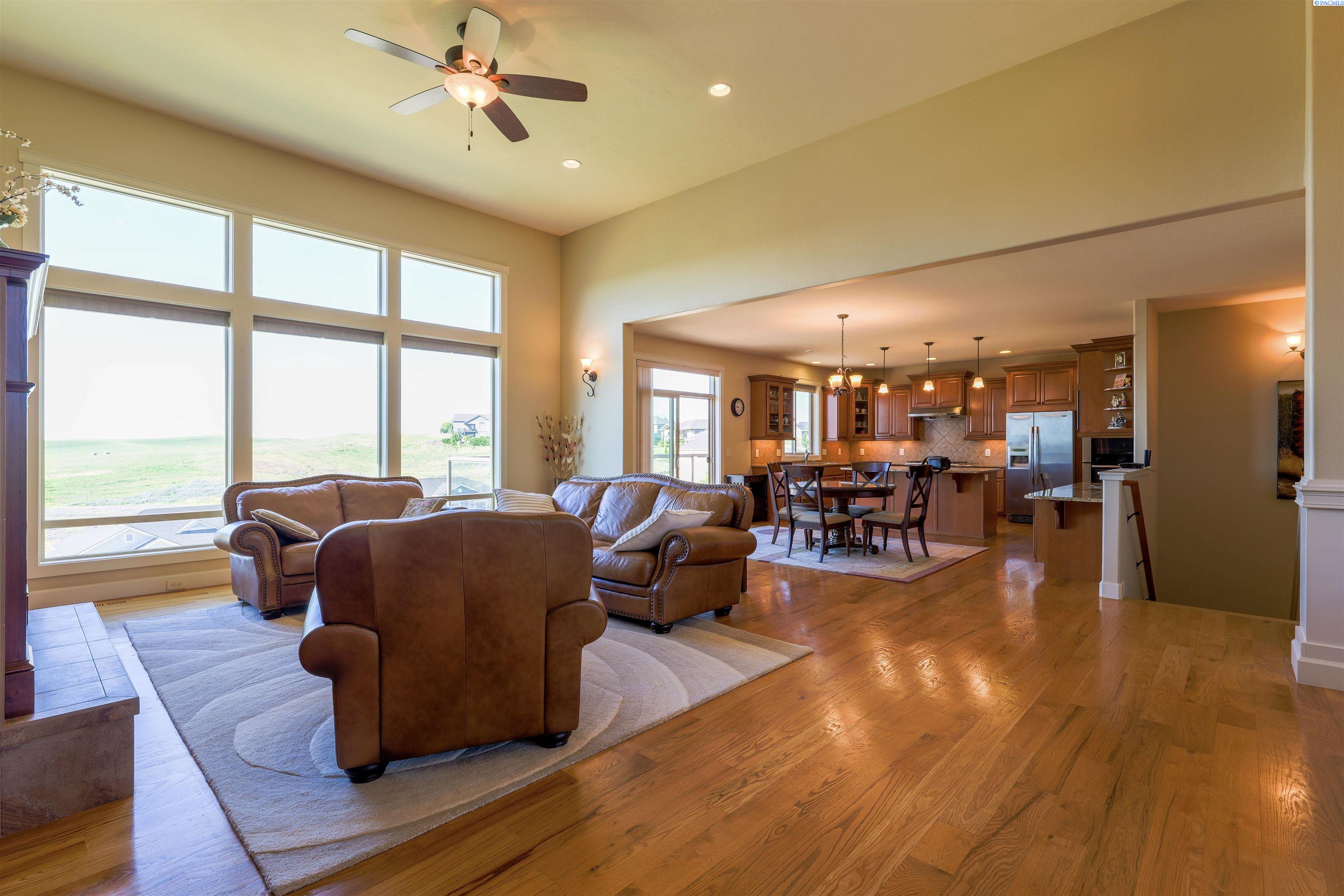1725 SW Casey Ct.