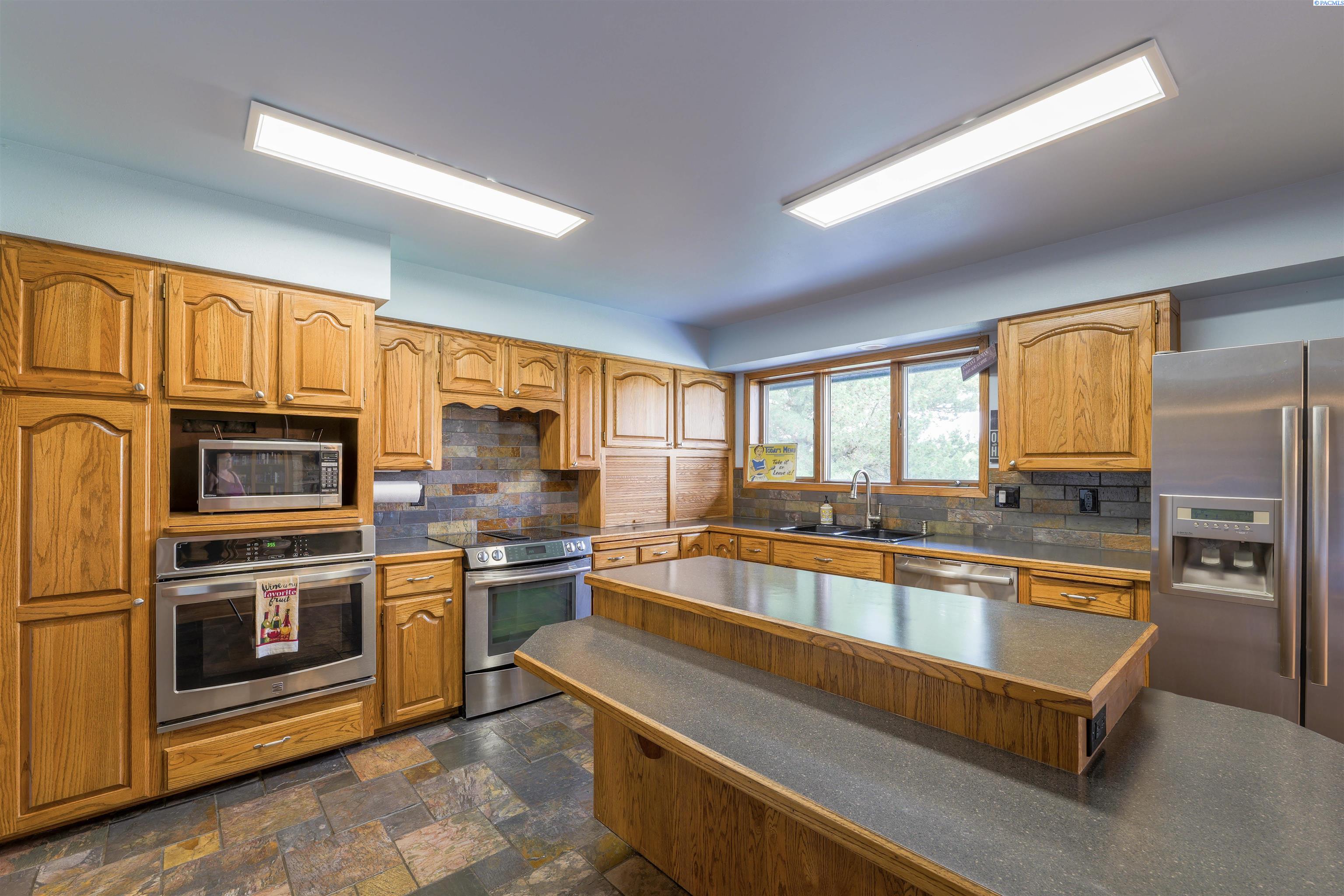 502 Bell Lane