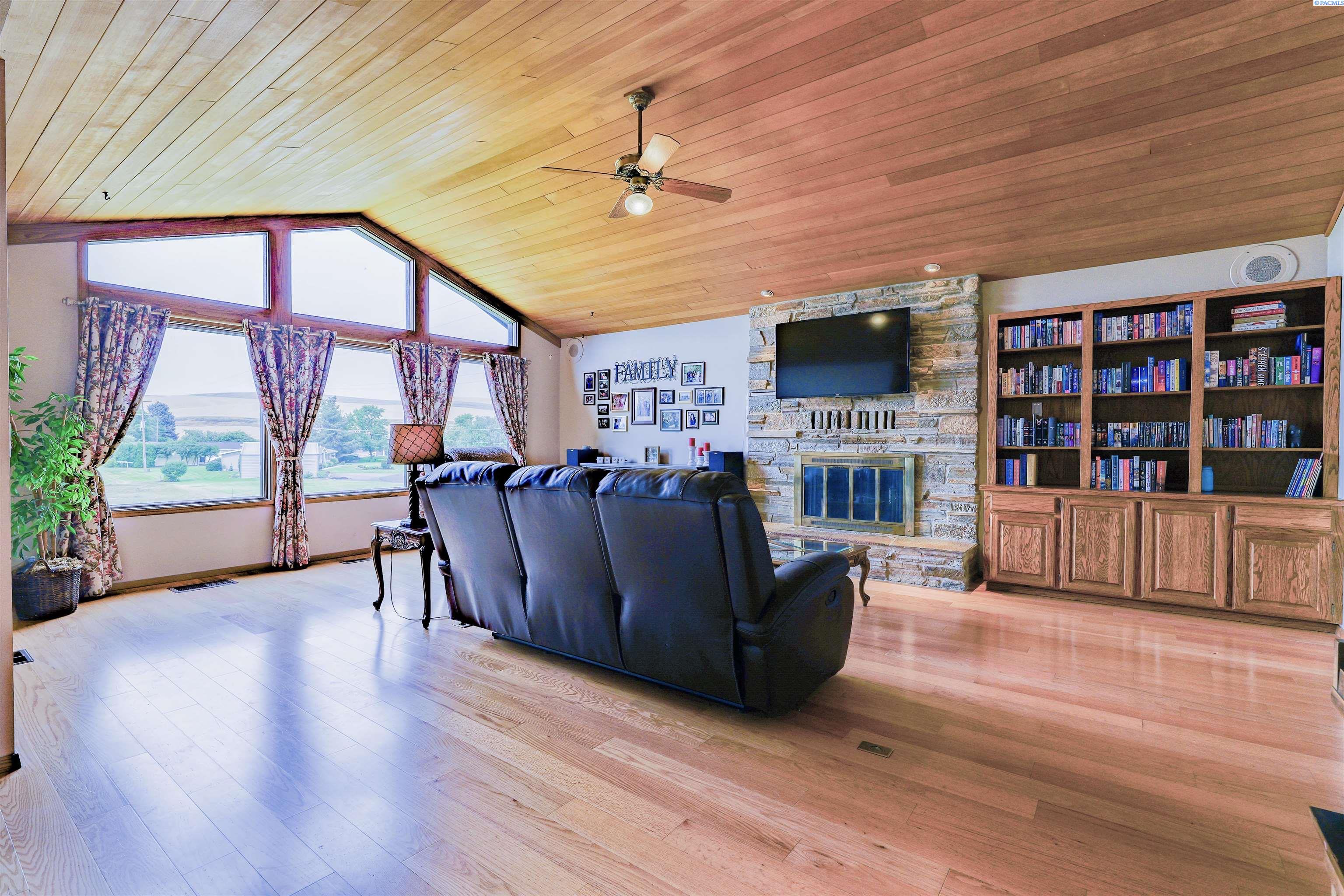502 Bell Lane
