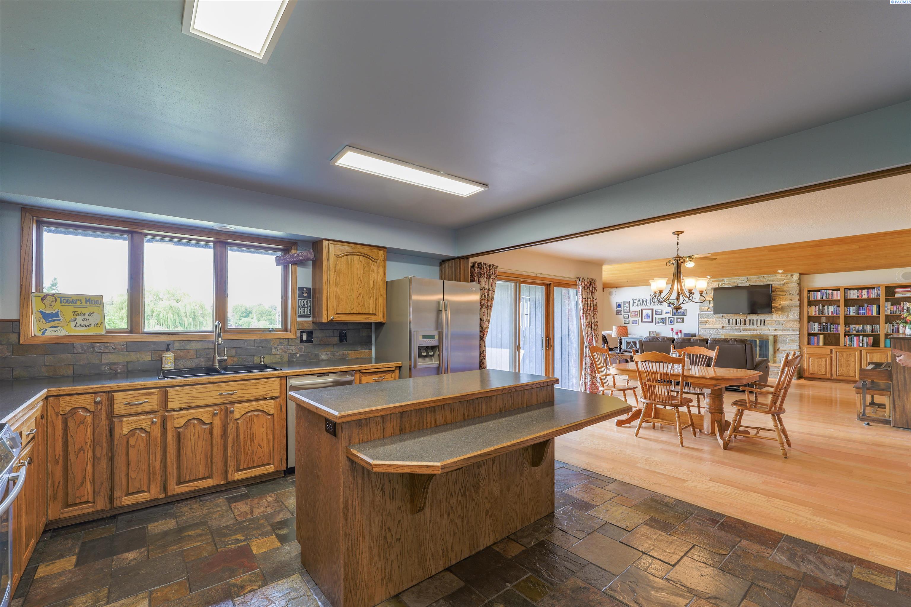 502 Bell Lane
