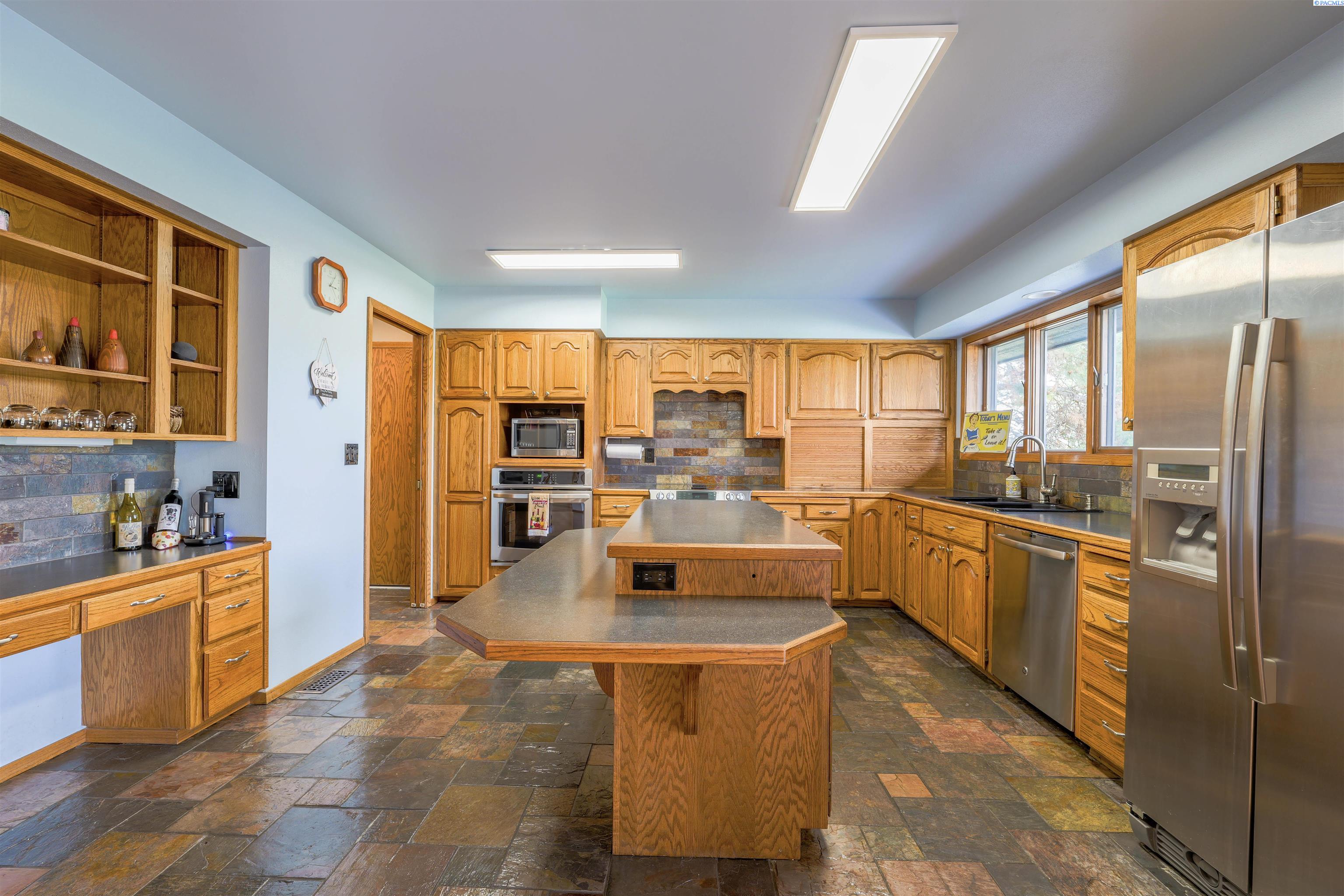 502 Bell Lane