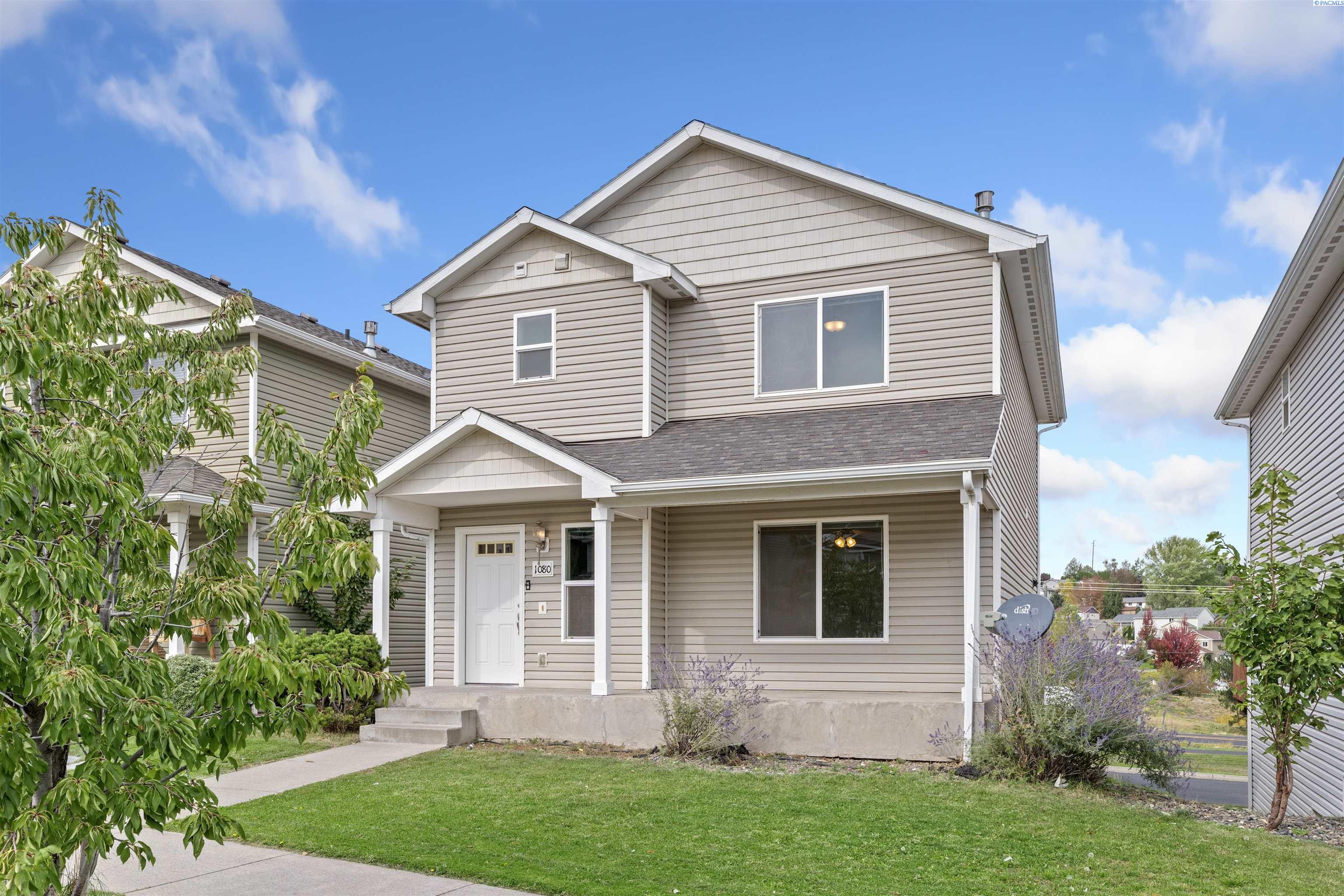 1080 SW Lost Trail Drive