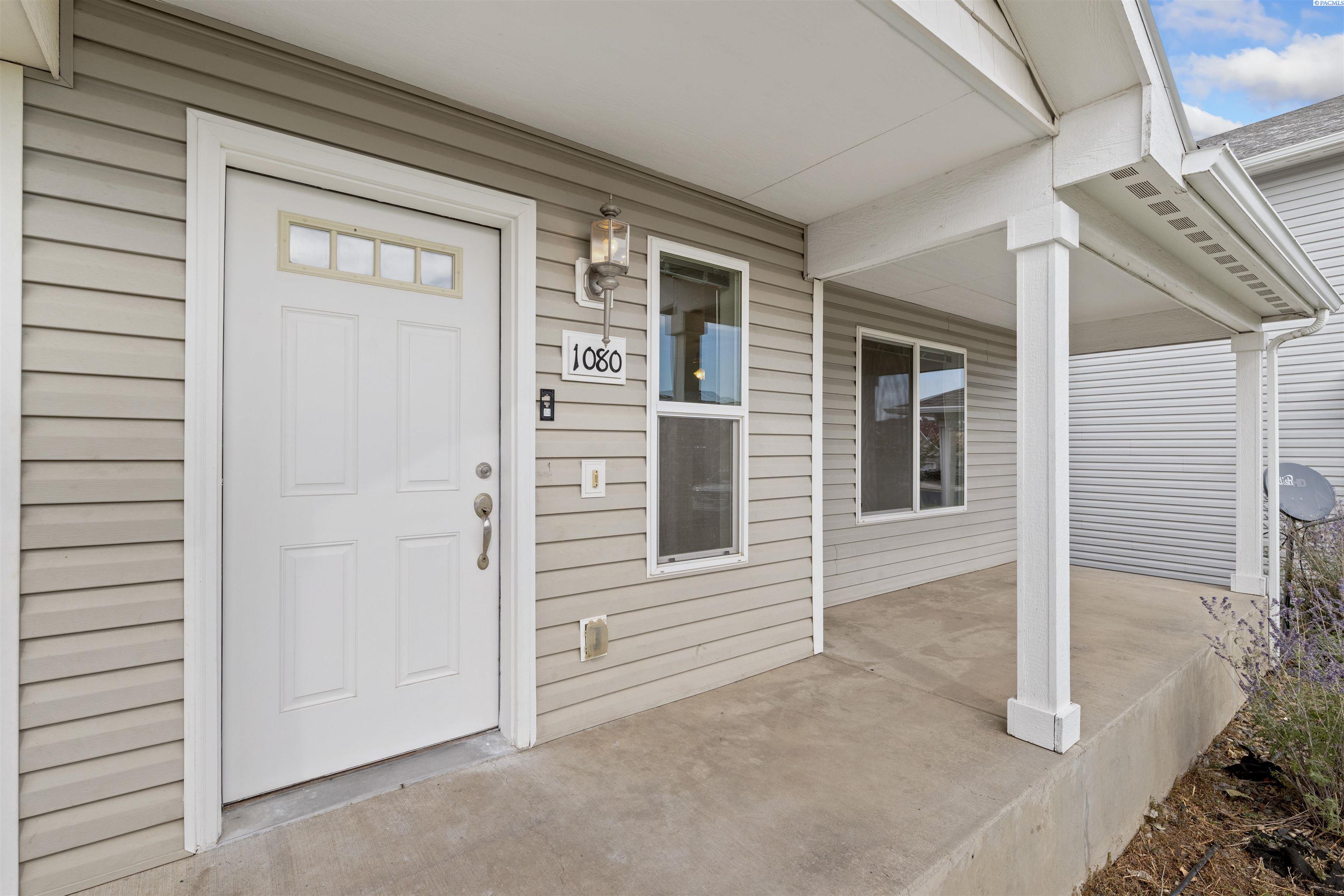 1080 SW Lost Trail Drive