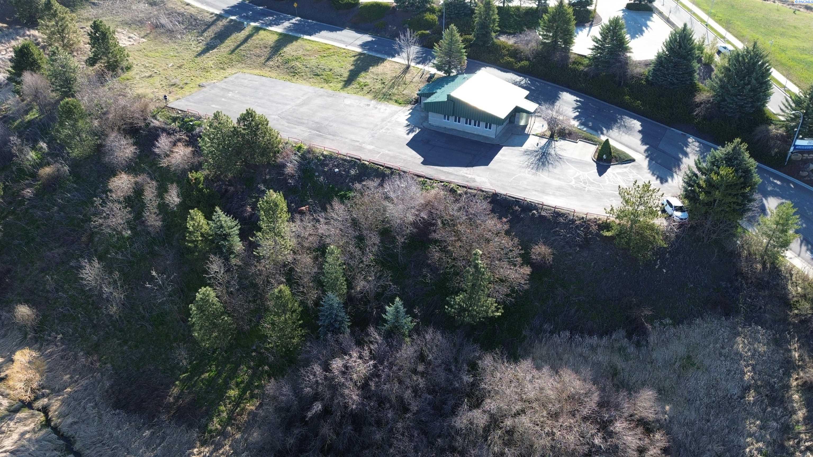 2255 NE Hopkins Ct.