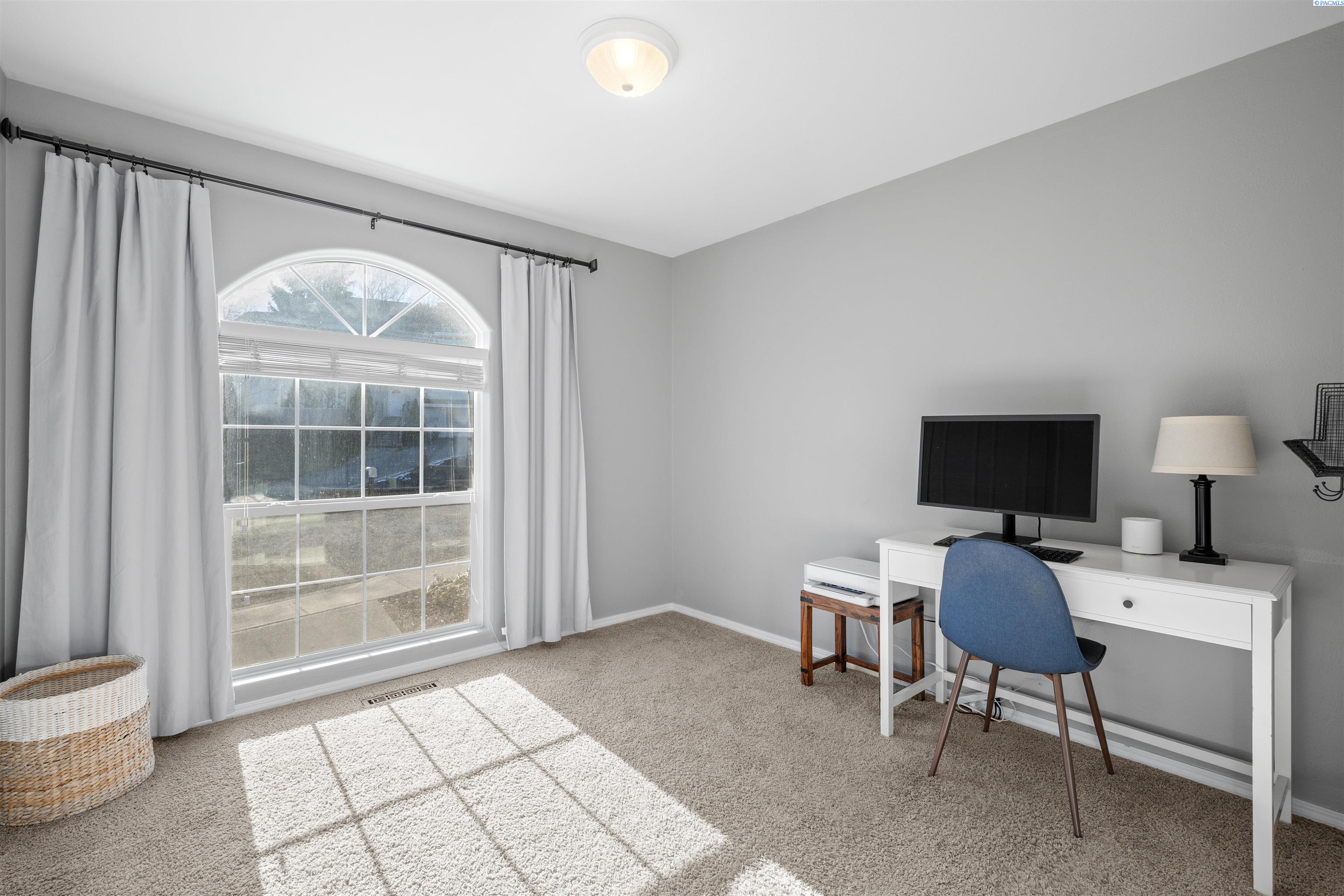 750 SE Edge Knoll
