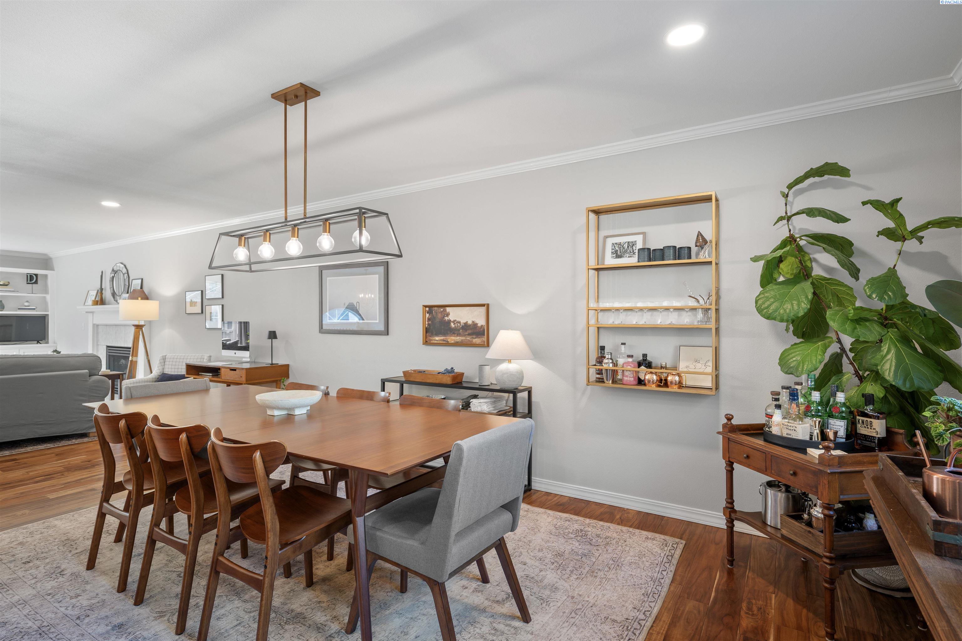 750 SE Edge Knoll