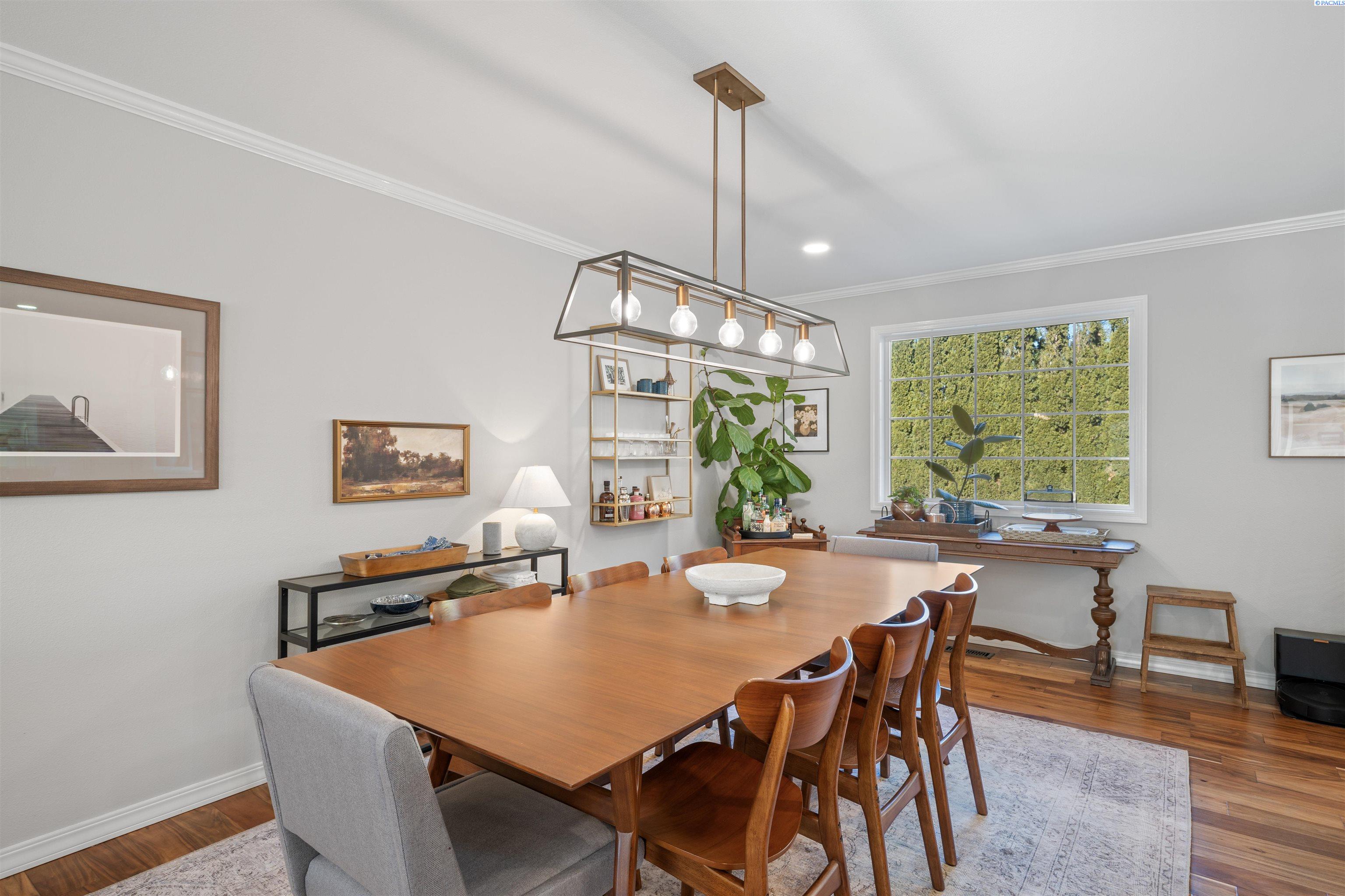 750 SE Edge Knoll