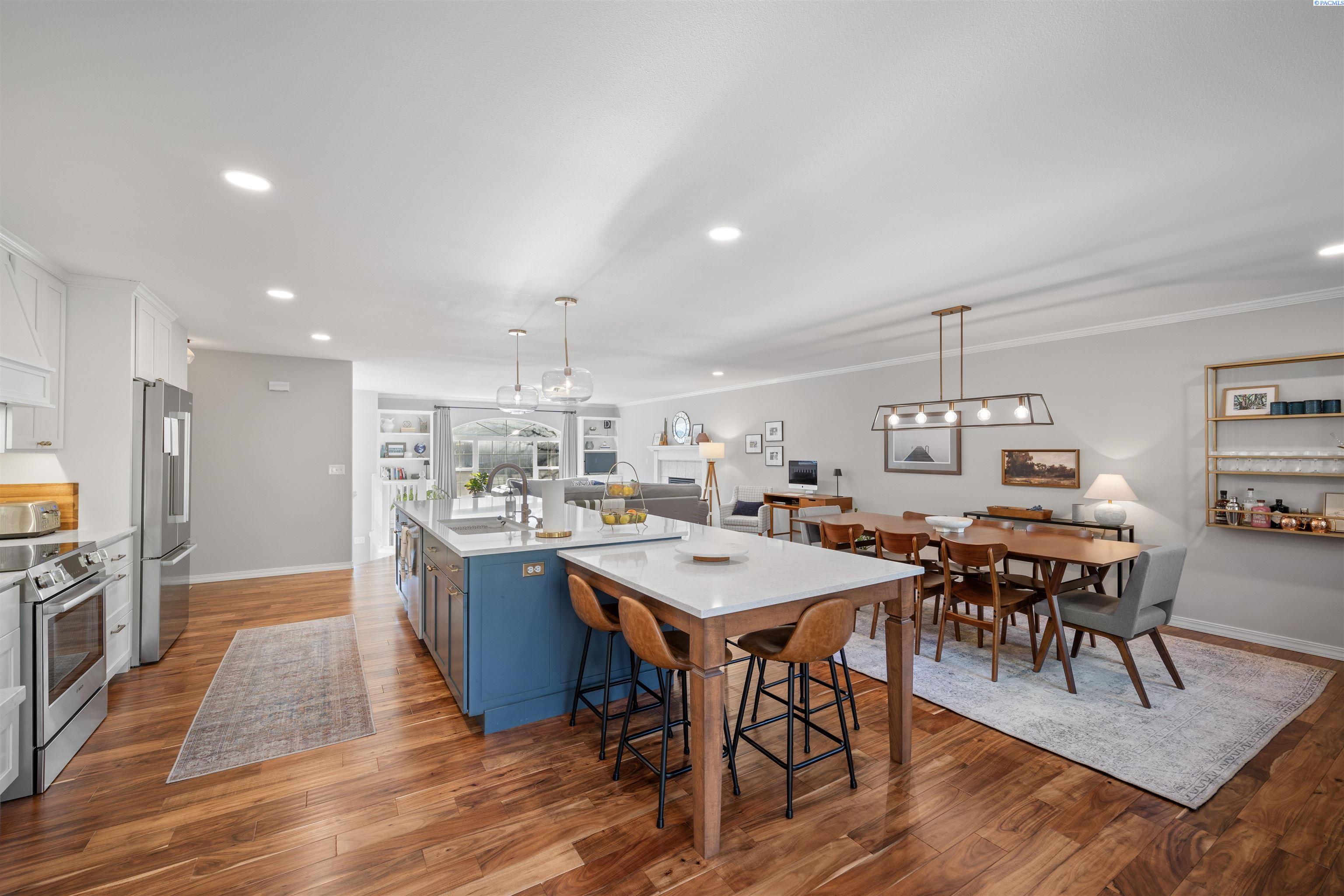 750 SE Edge Knoll