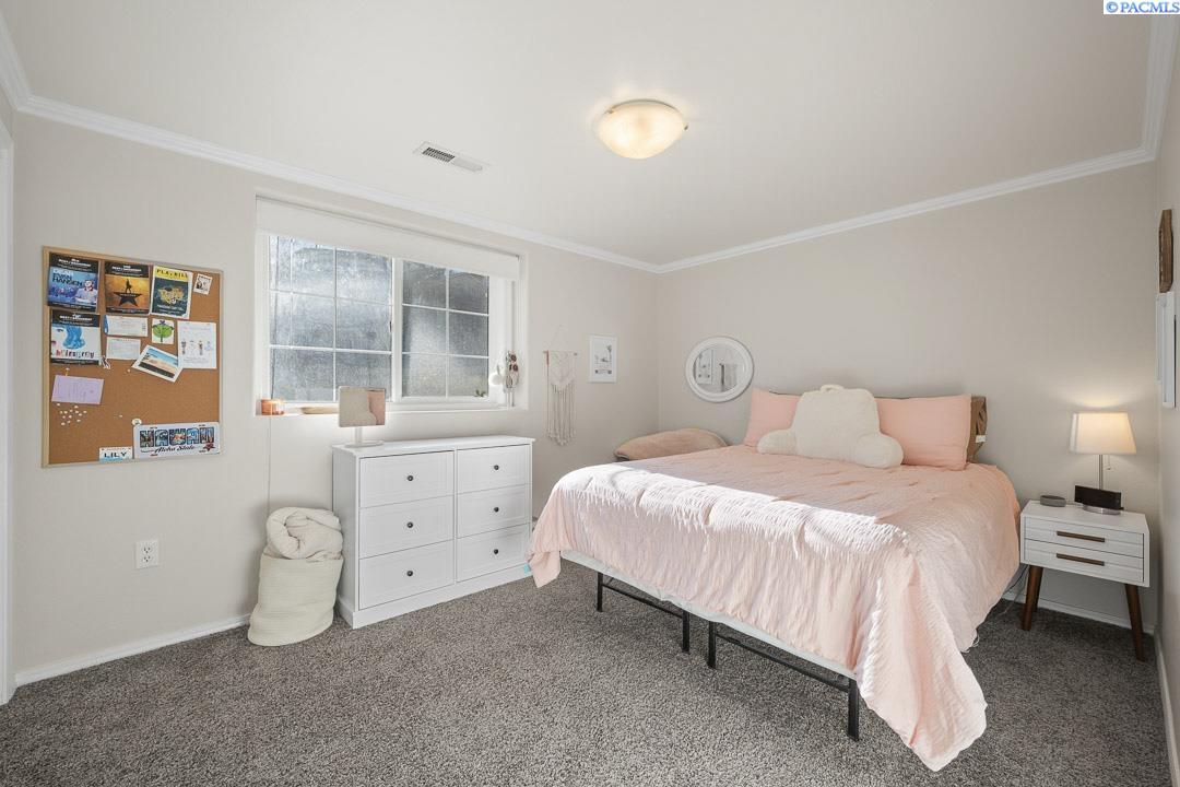 750 SE Edge Knoll