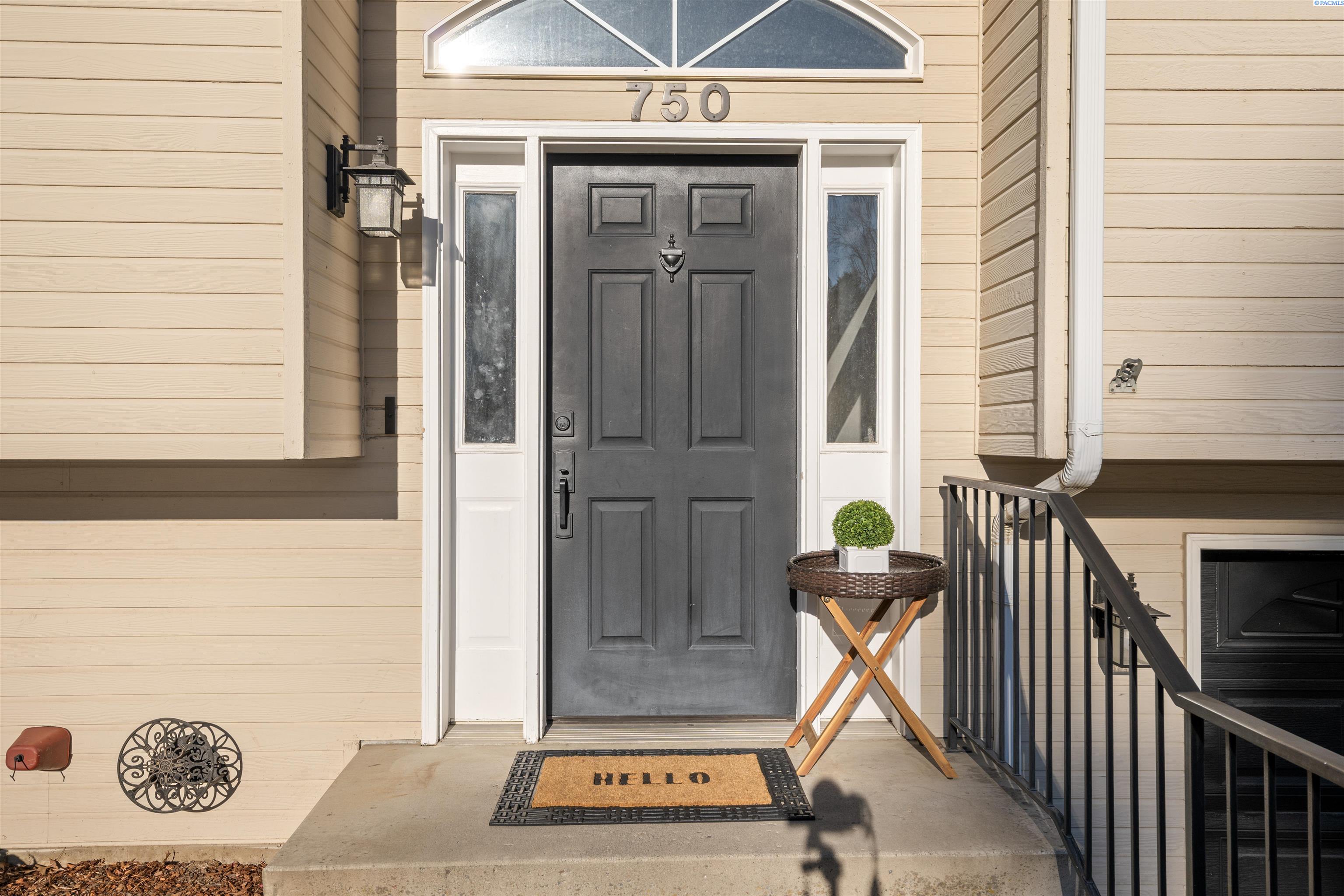 750 SE Edge Knoll