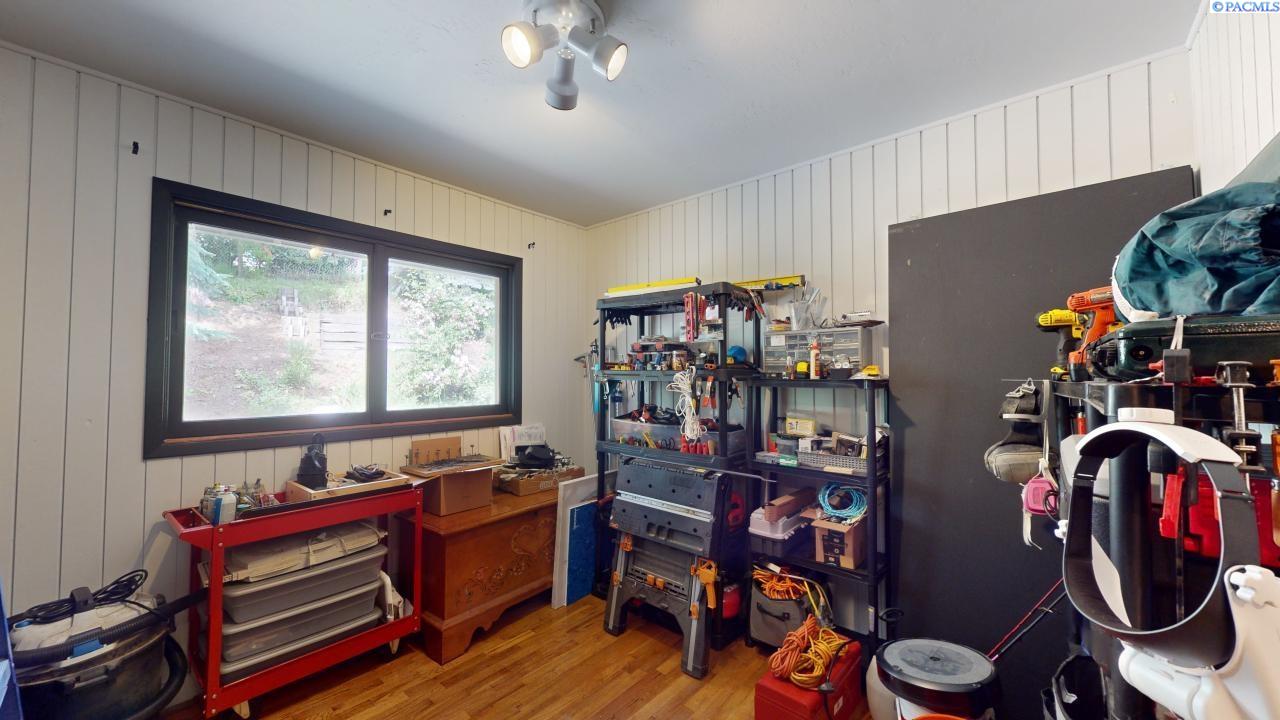 605 SW Walnut Street