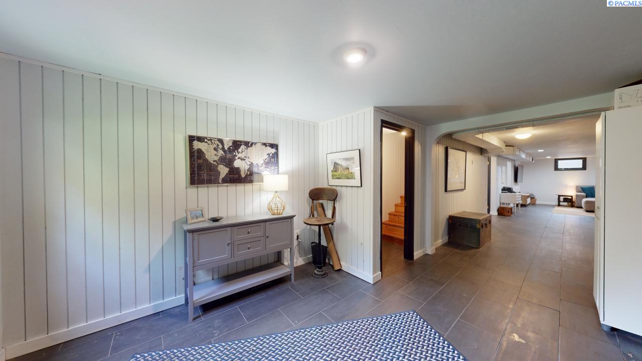 605 SW Walnut Street