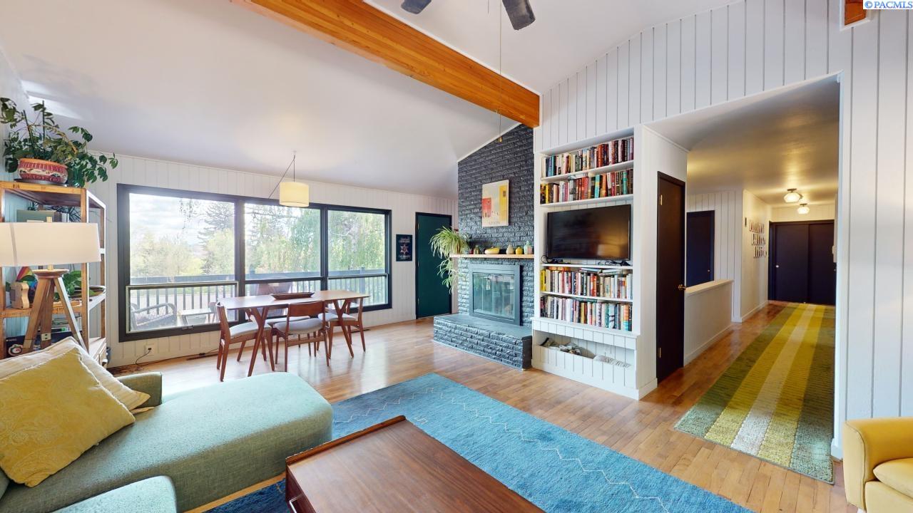 605 SW Walnut Street