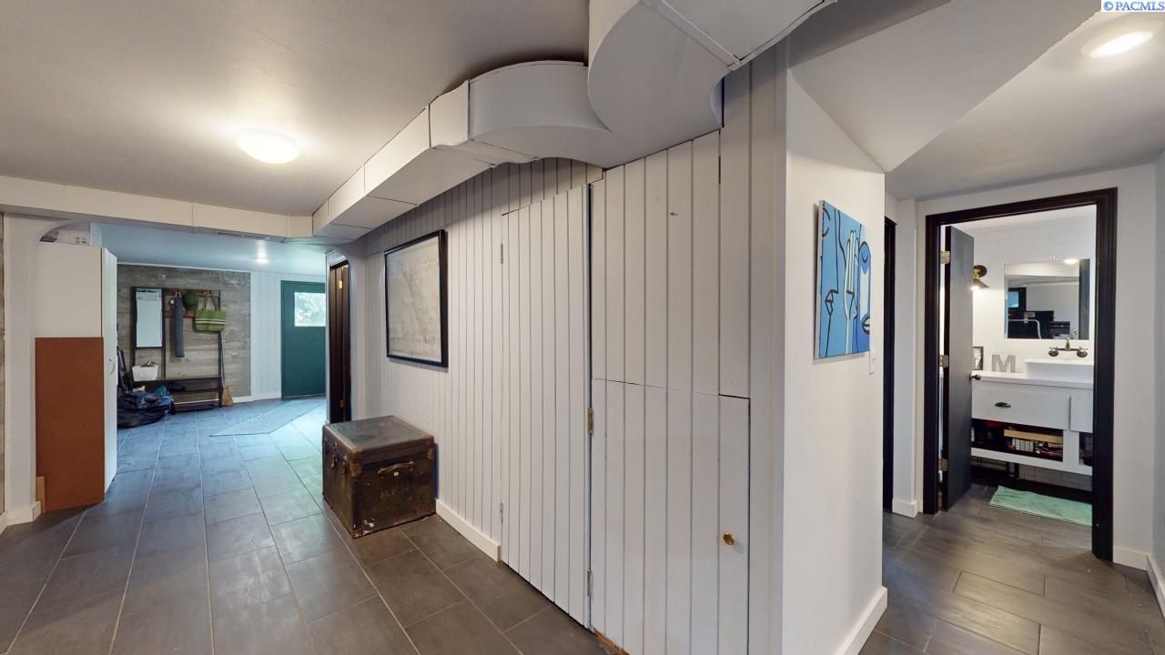 605 SW Walnut Street