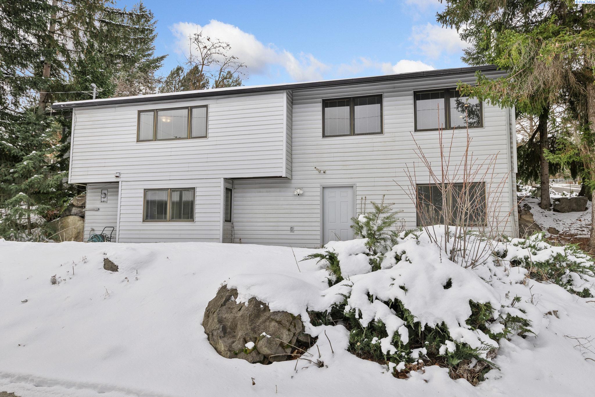 125 NW Thomas Street