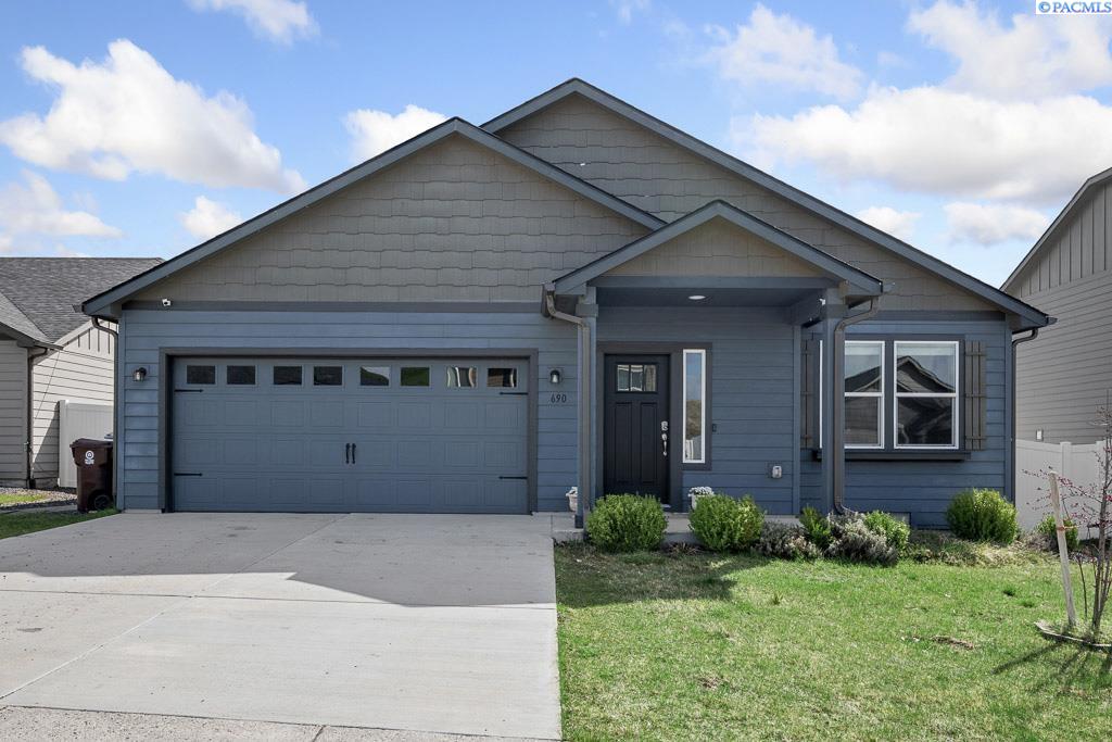 690 SW Wheat Ridge DR