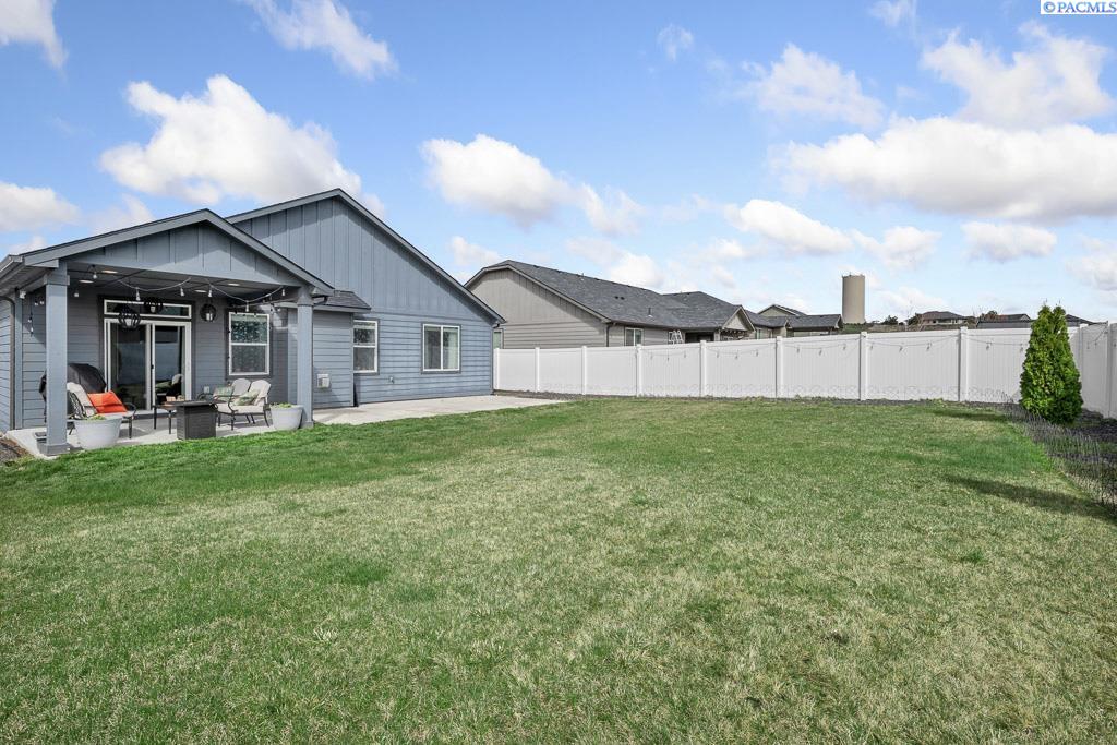 690 SW Wheat Ridge DR