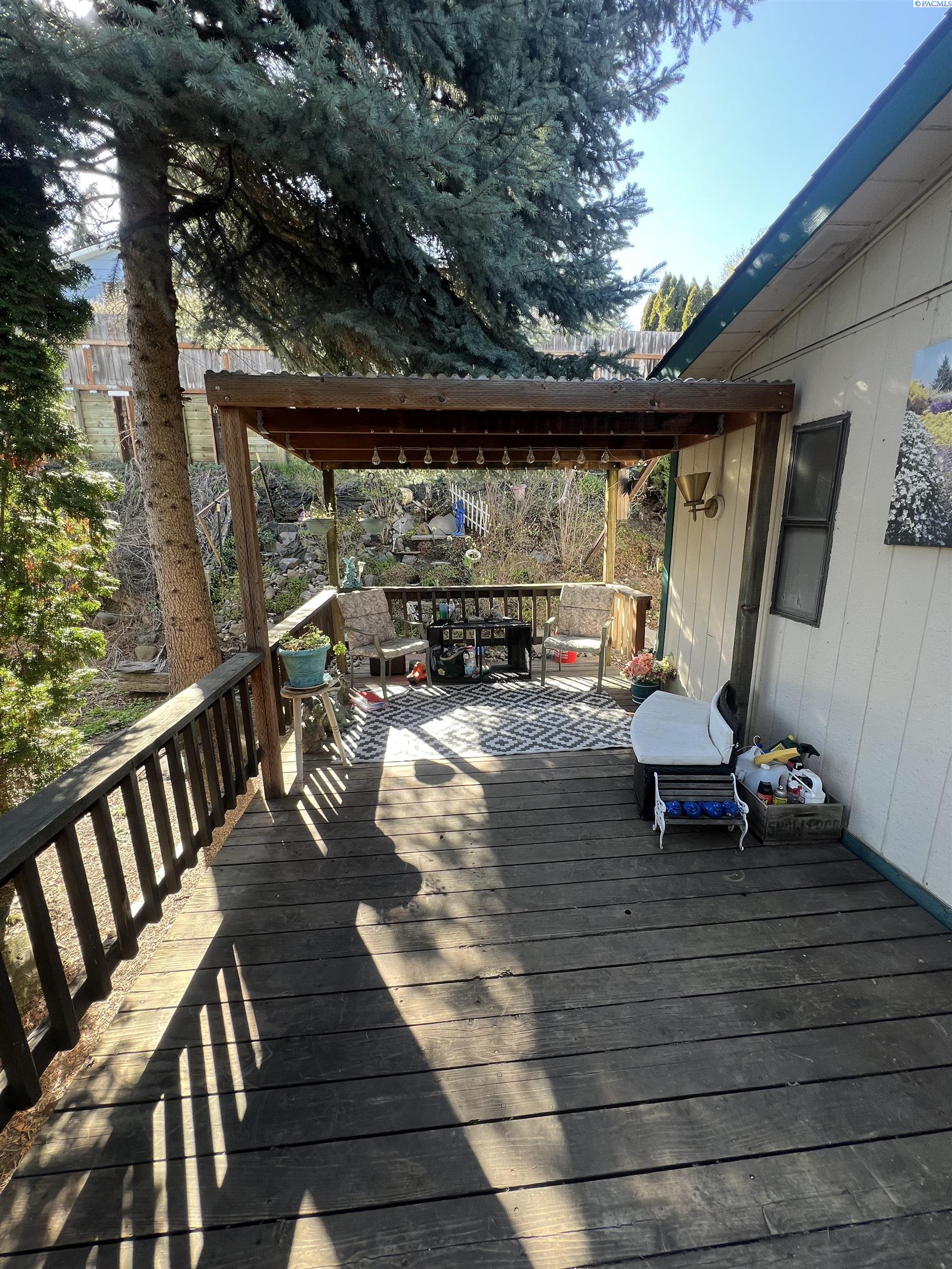 410 NW Park West