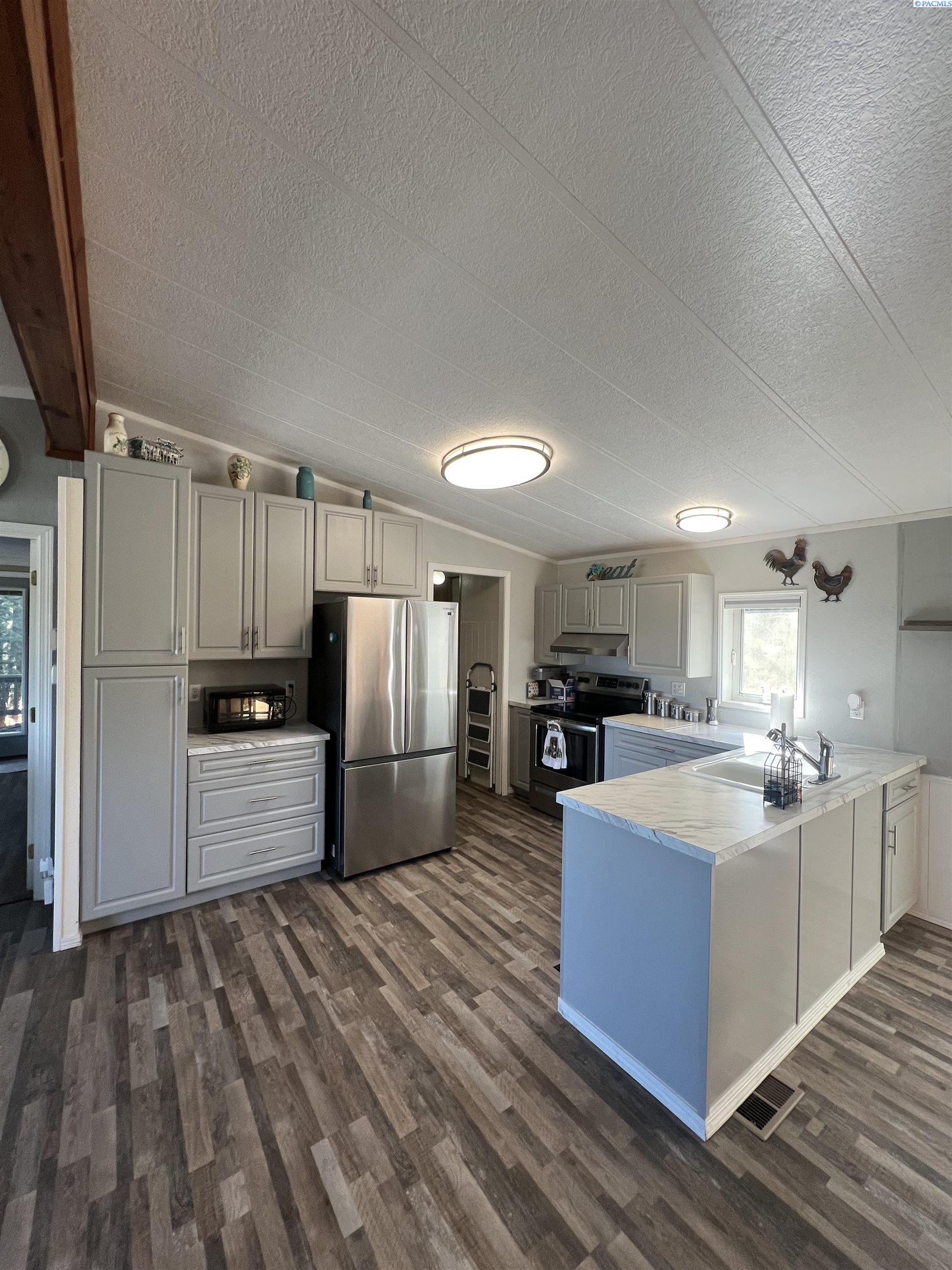 410 NW Park West