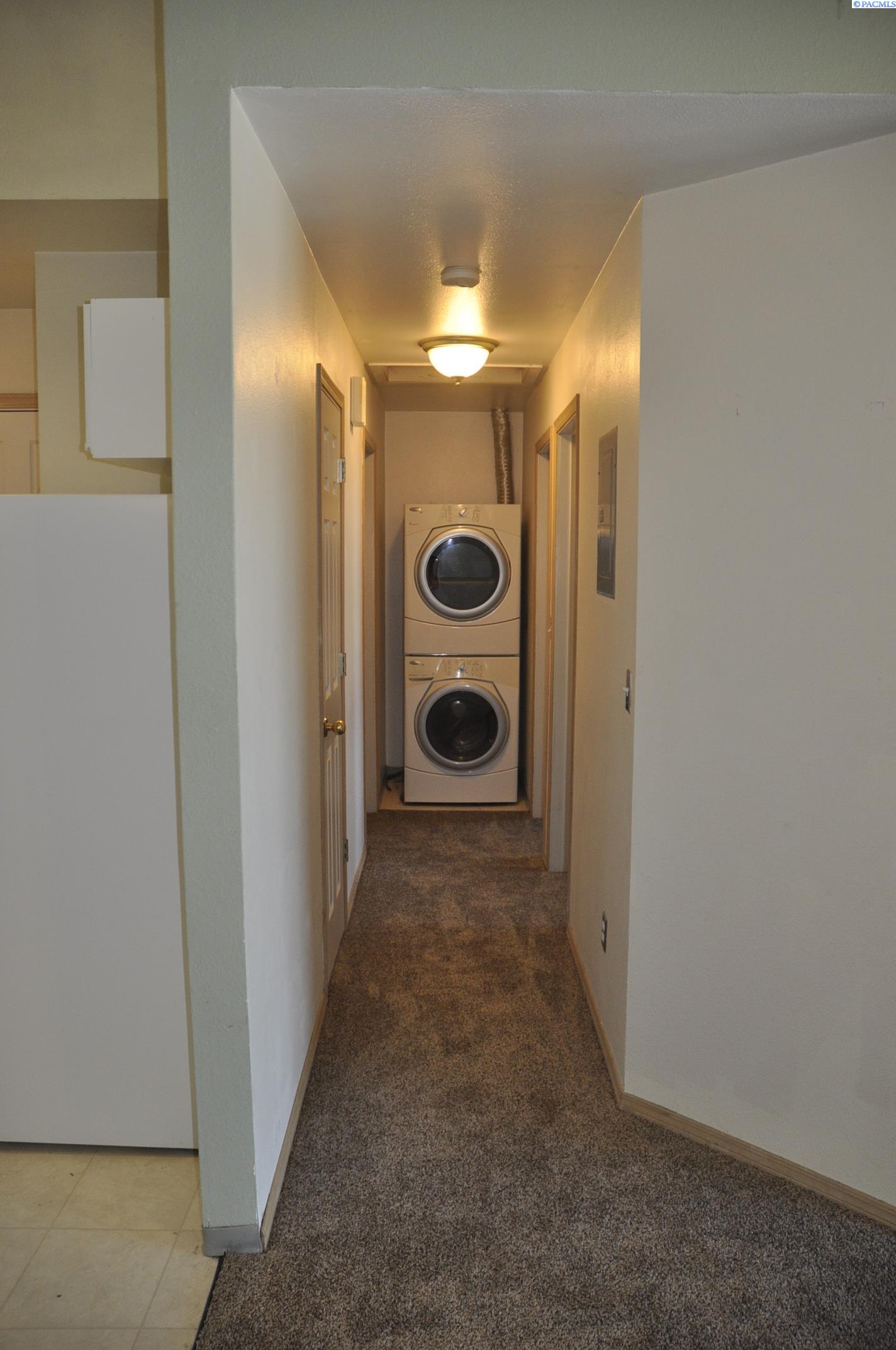 1645 NE MERMAN DR. #C-302