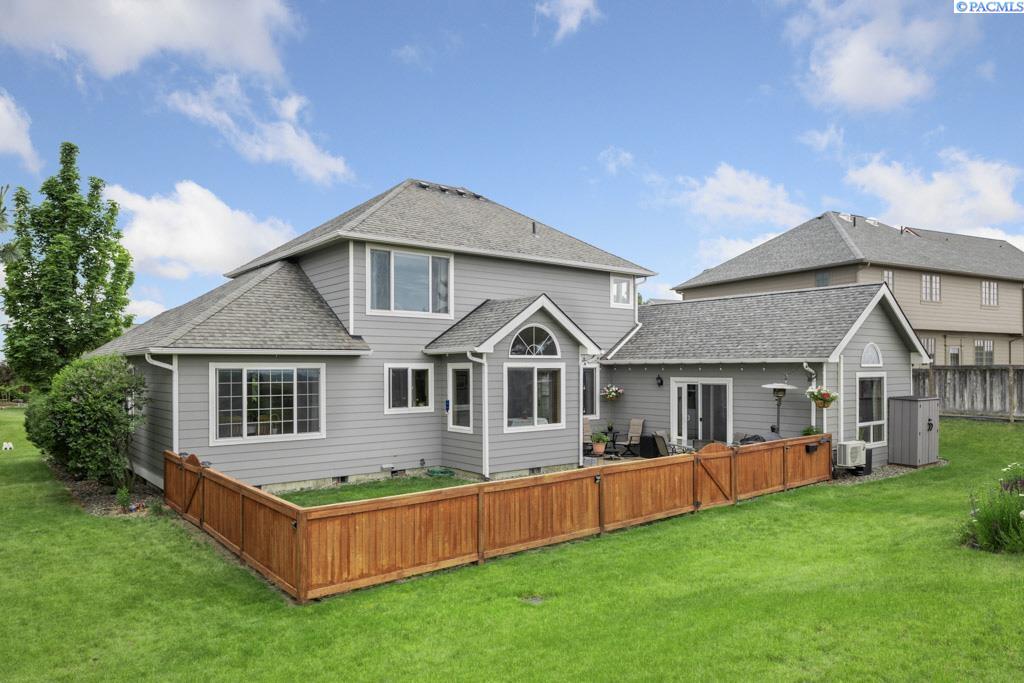 1700 NW Nicole Ct.