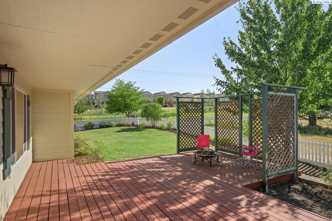 1005 SW Marcia St.
