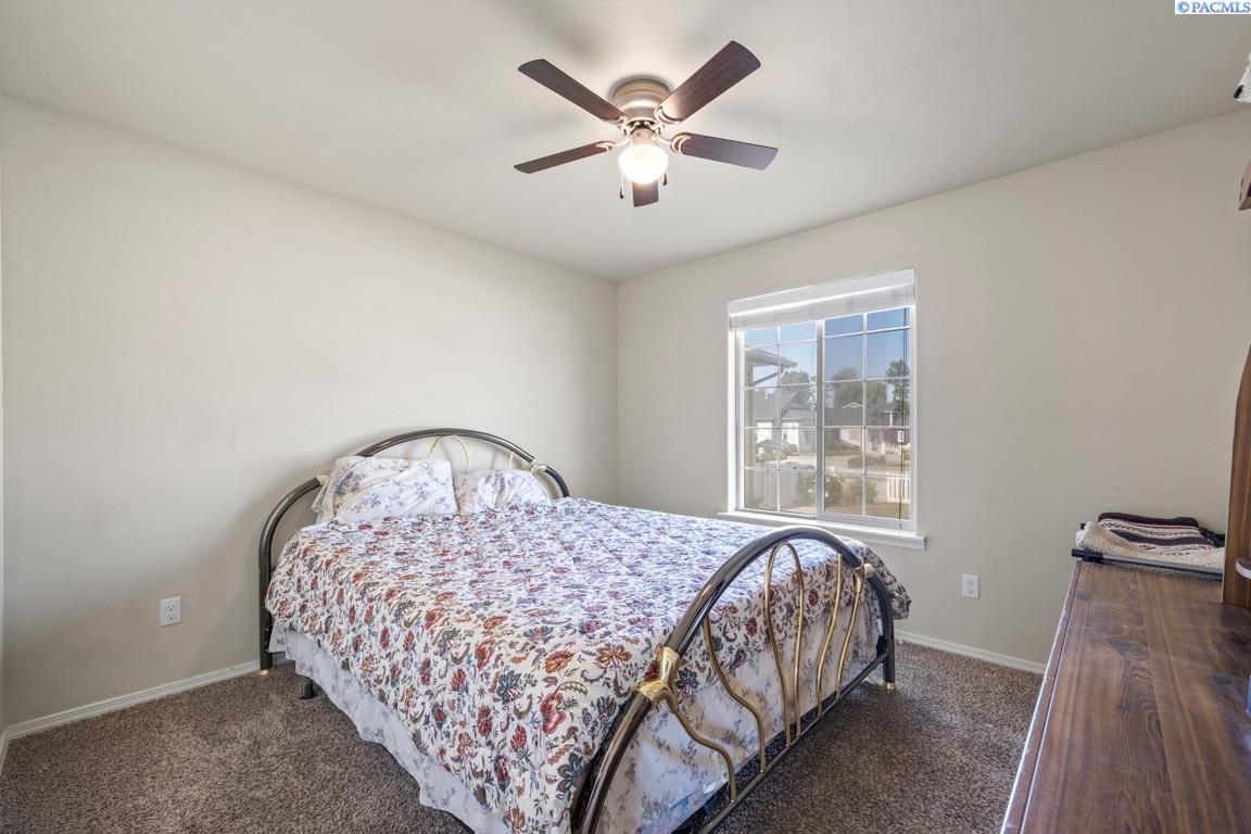 1005 SW Marcia St.